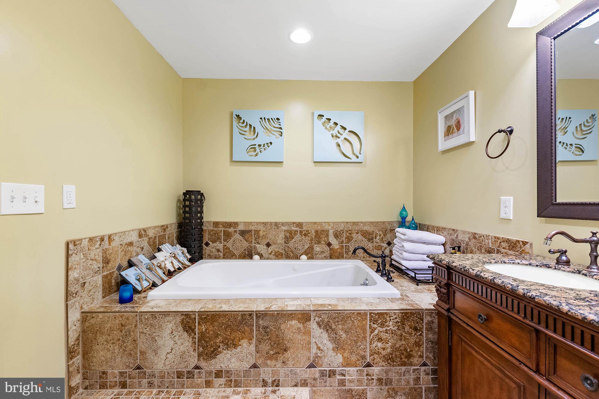 VELVET VALLEY - Residential