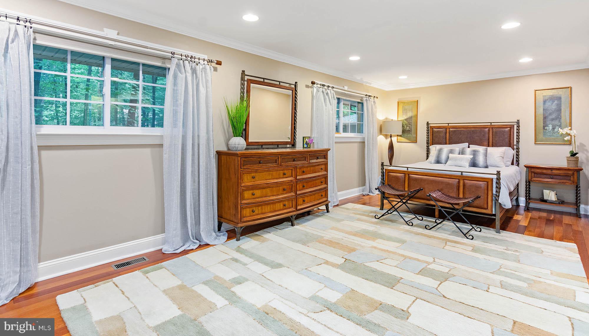 VELVET VALLEY - Residential