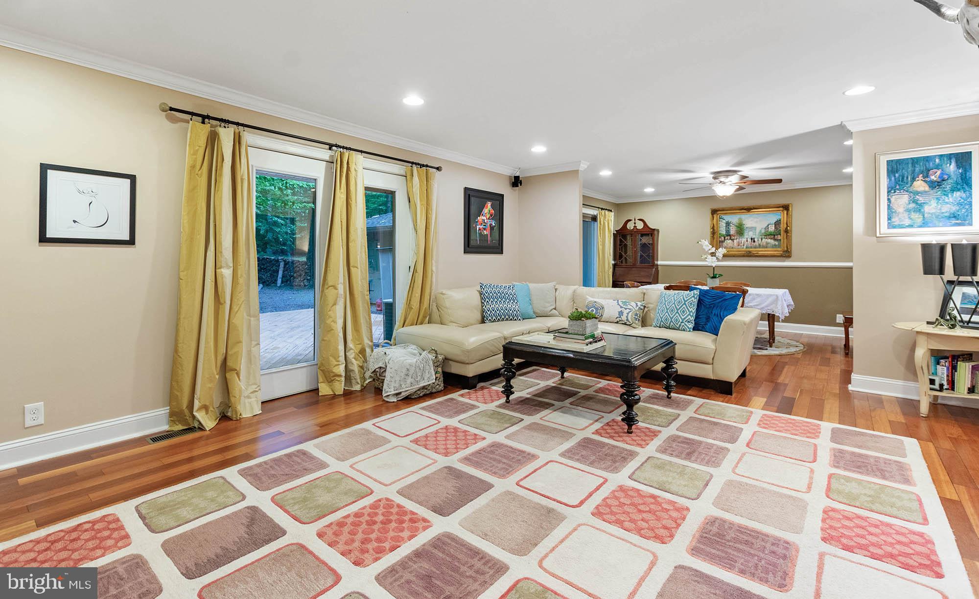 VELVET VALLEY - Residential