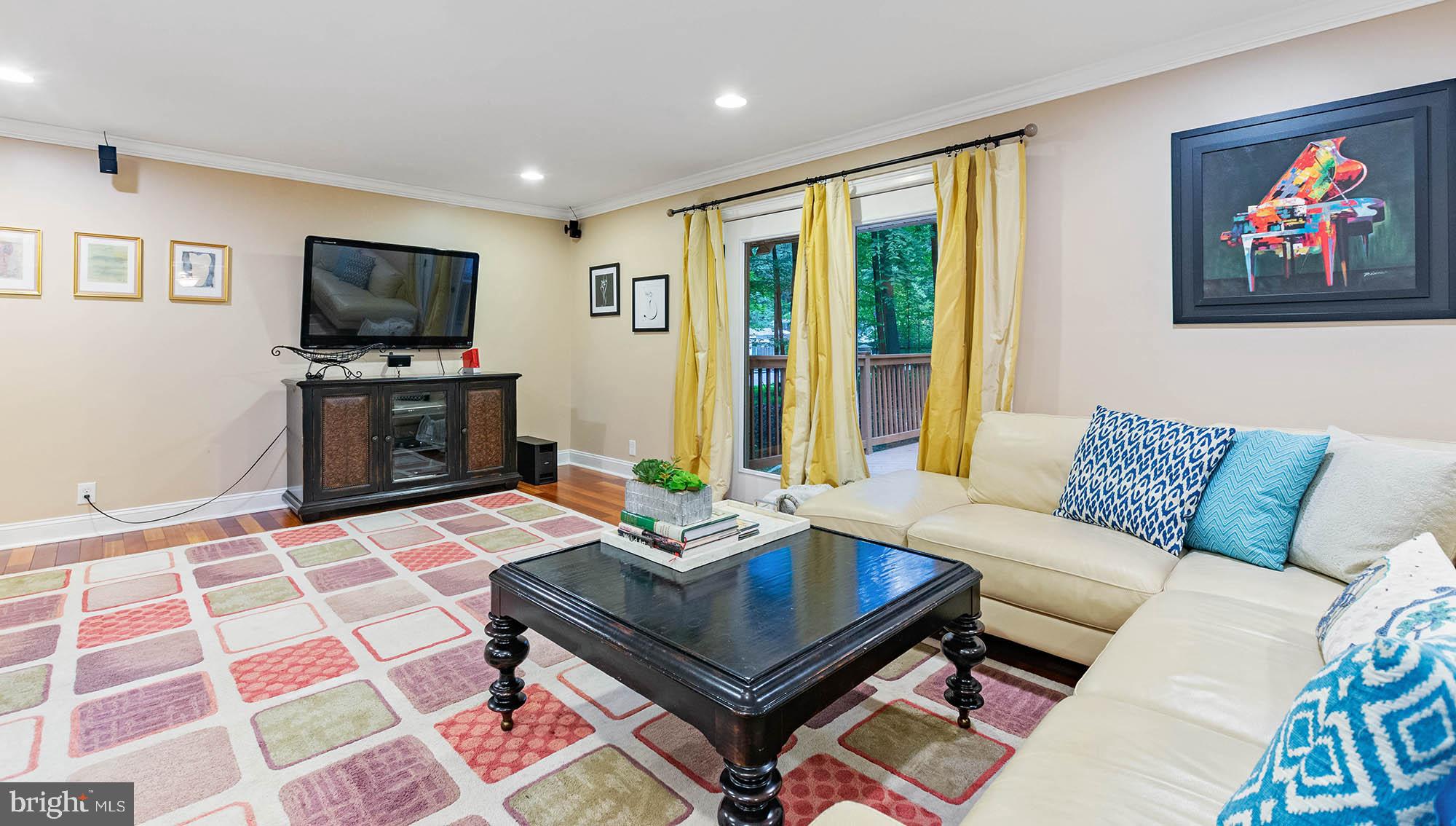 VELVET VALLEY - Residential