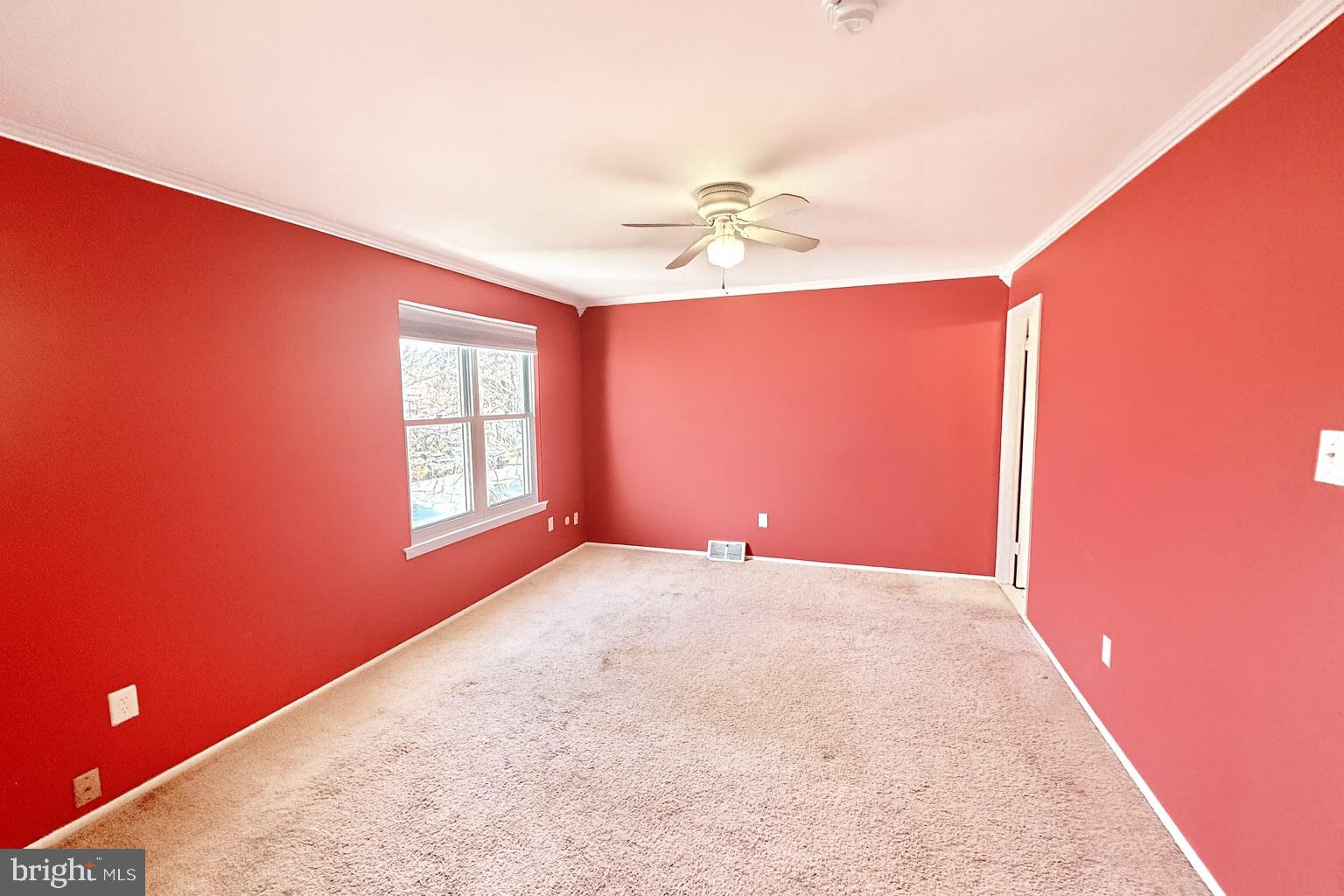 HIDDEN VALLEY - Residential