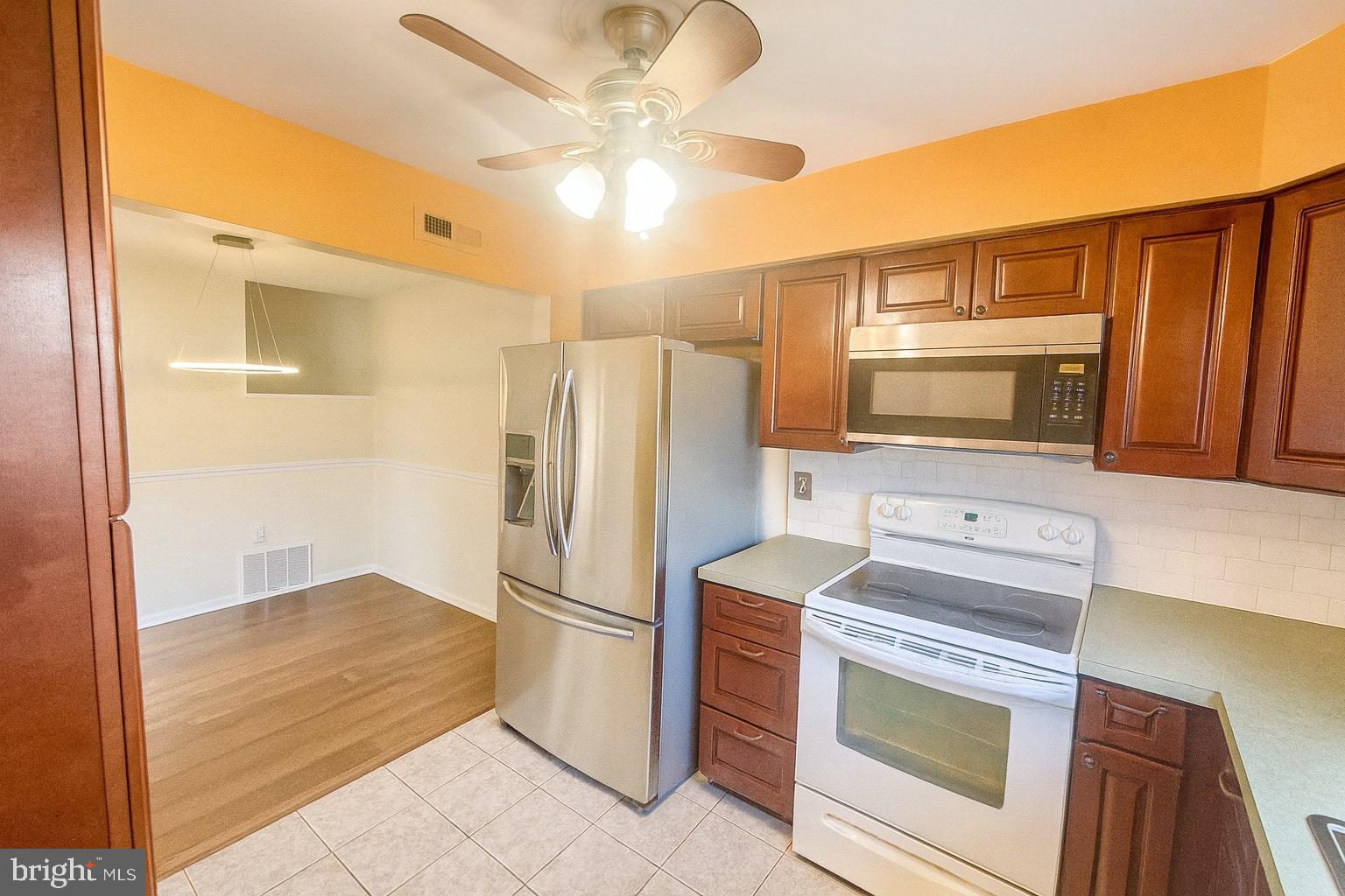 HIDDEN VALLEY - Residential