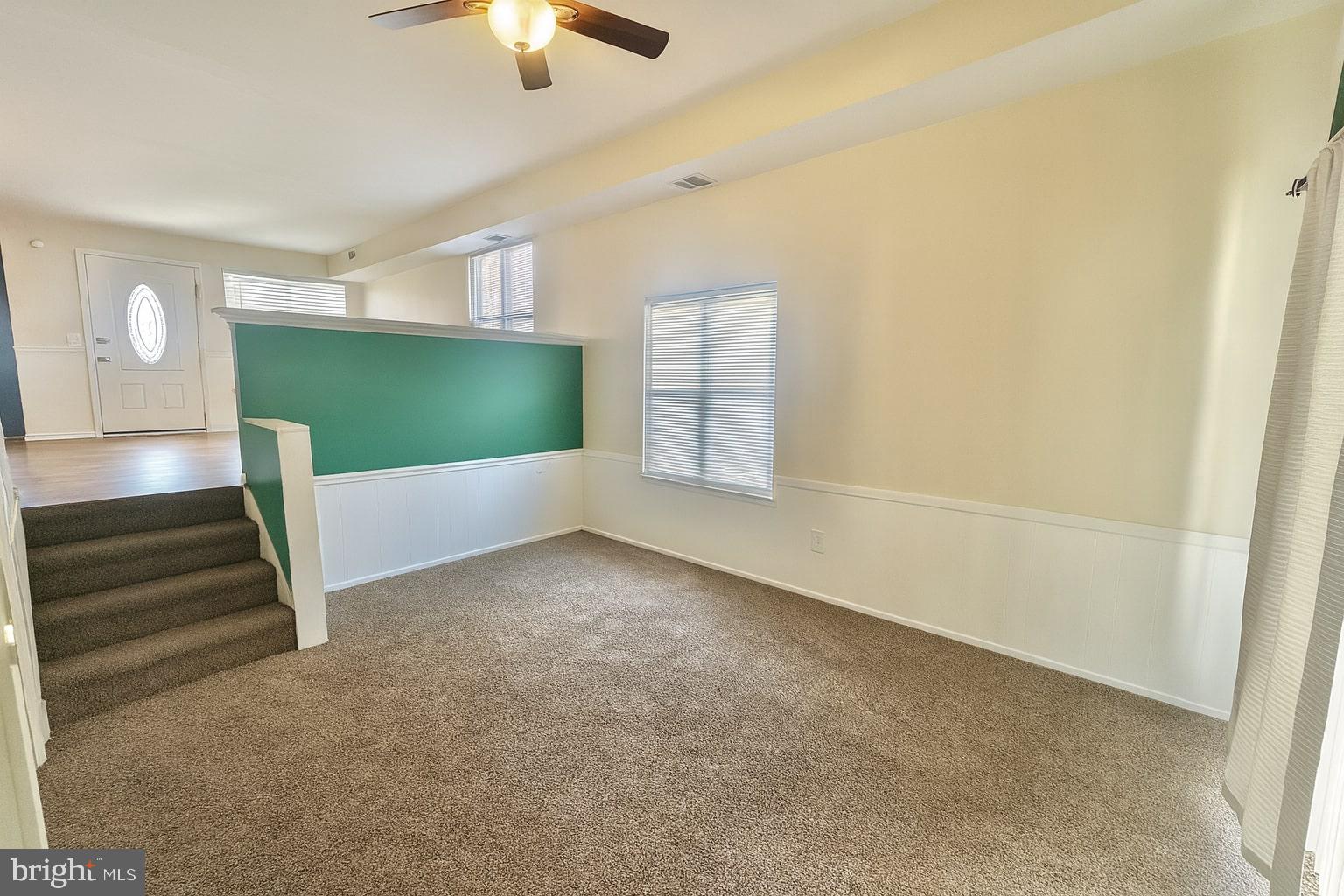 HIDDEN VALLEY - Residential