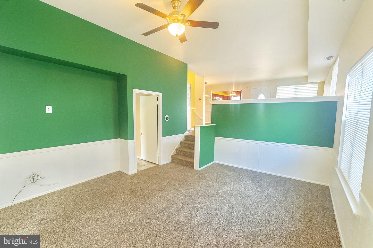 HIDDEN VALLEY - Residential