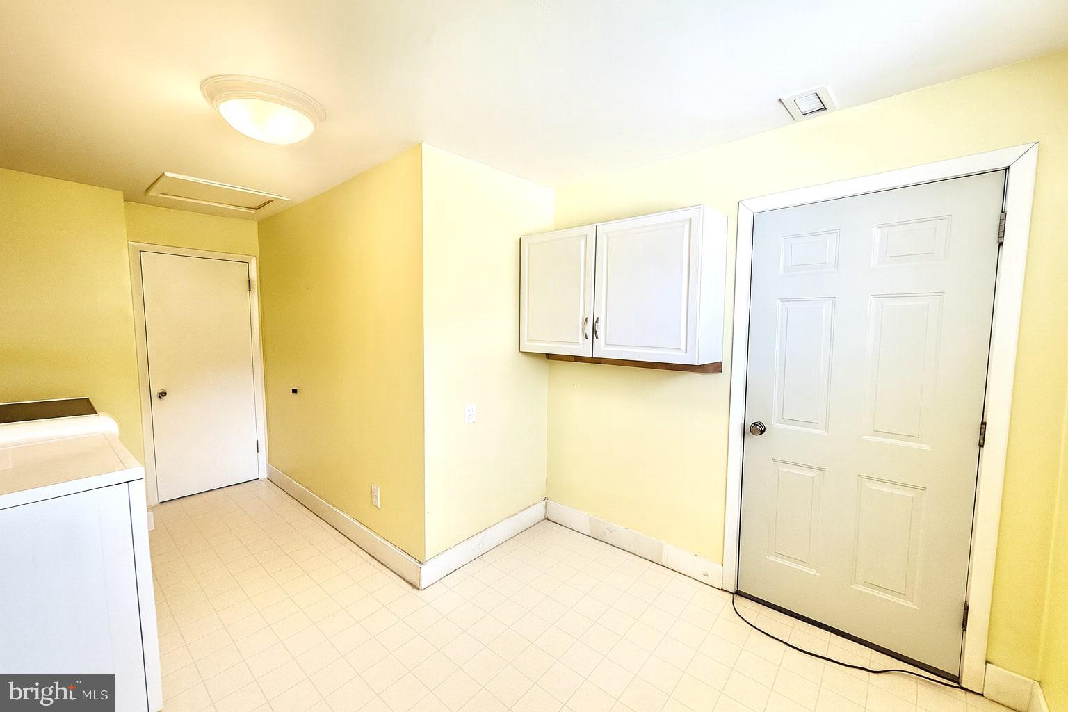 HIDDEN VALLEY - Residential