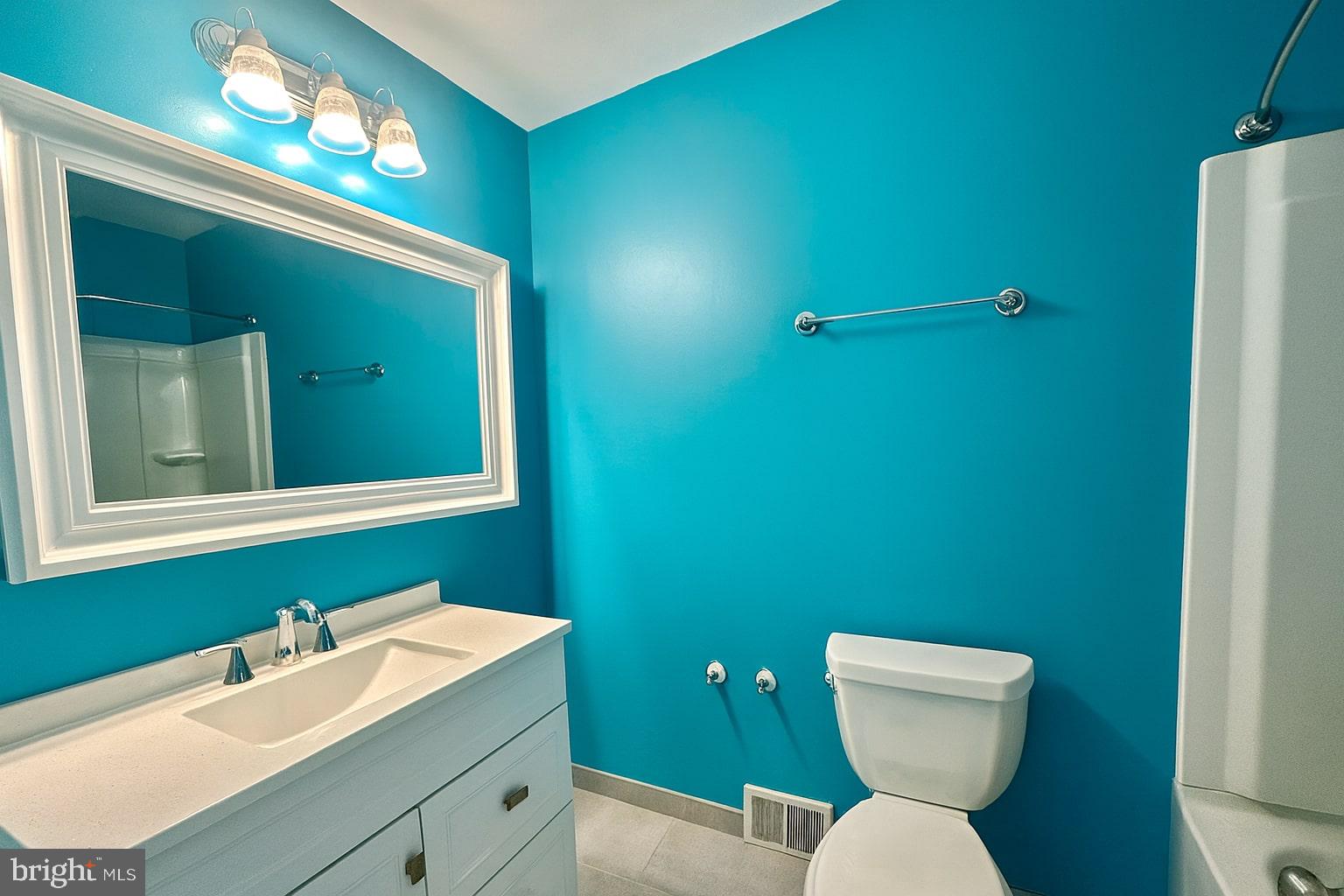 HIDDEN VALLEY - Residential