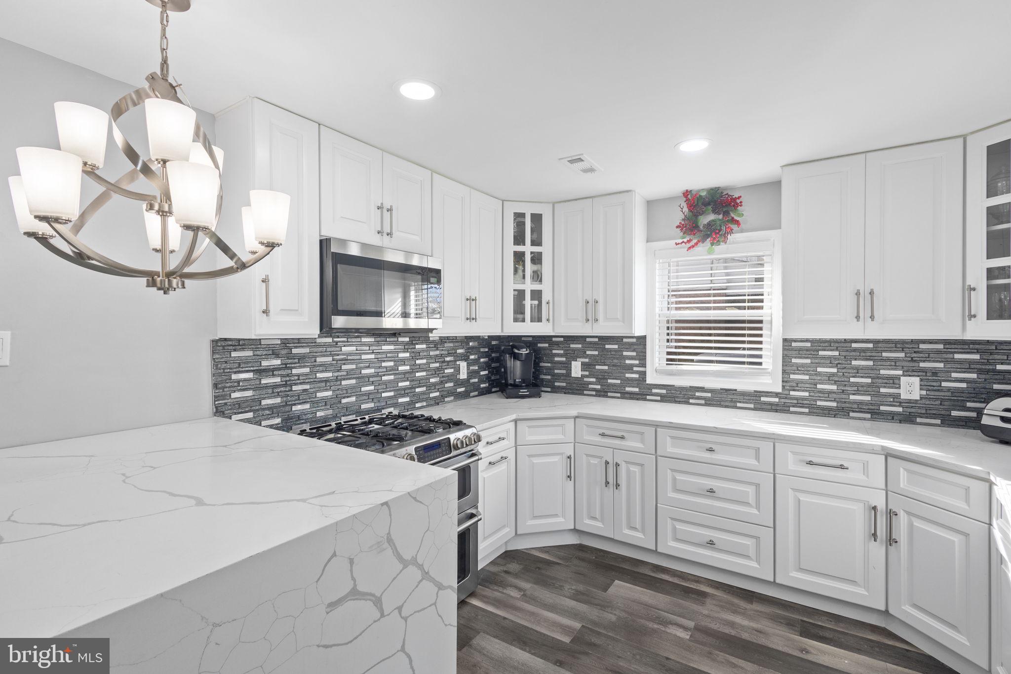 ROLAND TERRACE - Residential