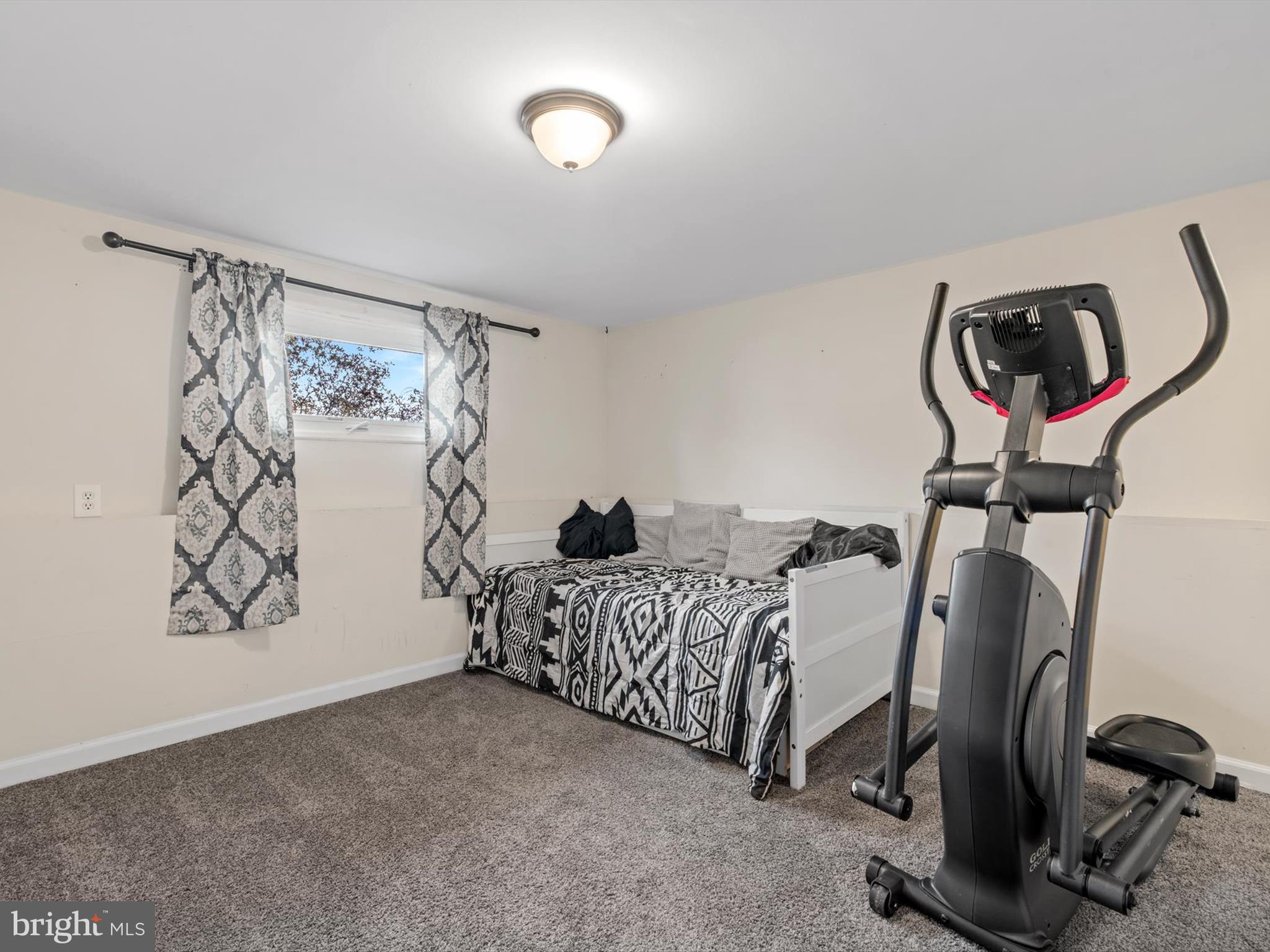 SPENCER GARDENS - Residential