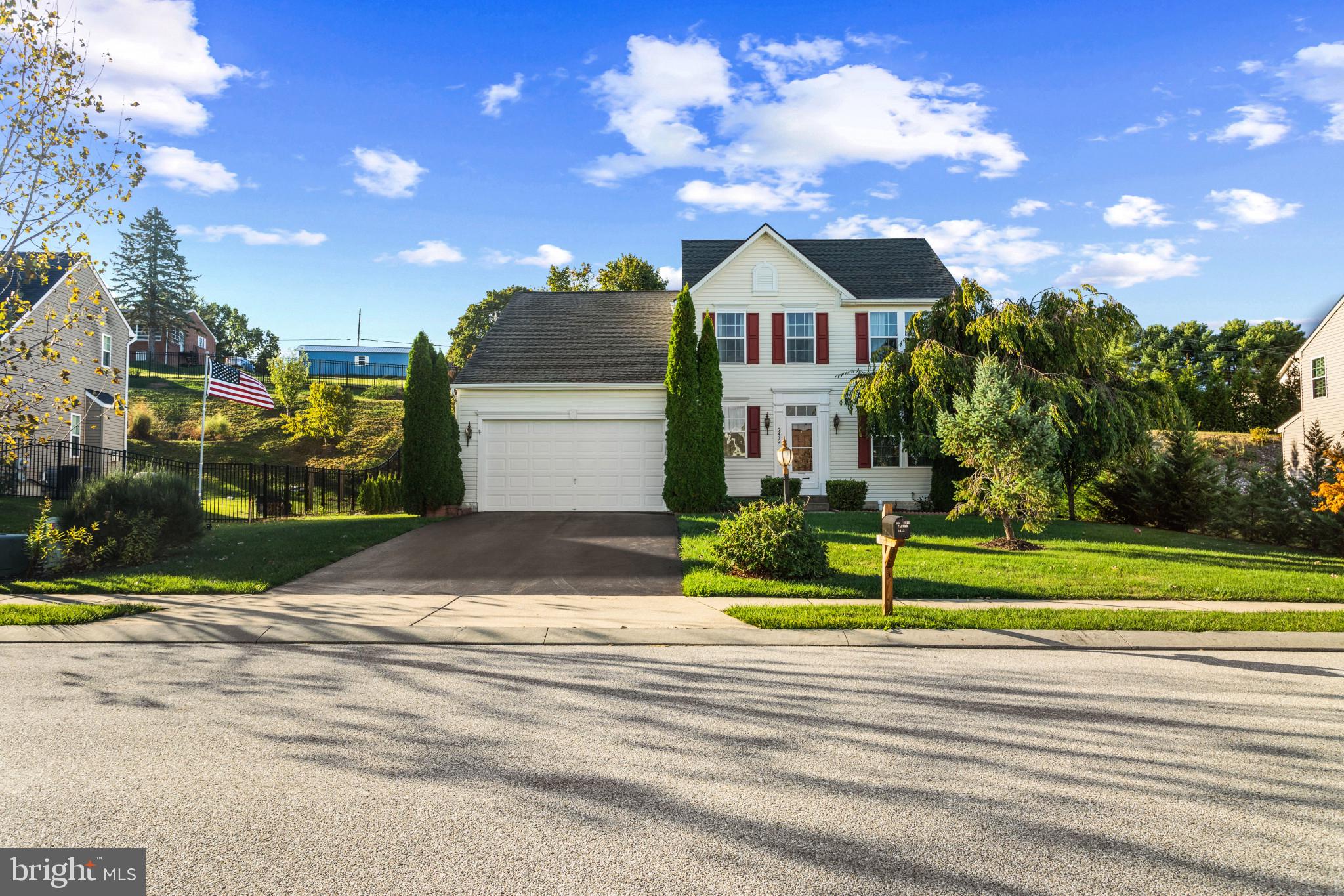 2432 CRYSTAL CLEAR DRIVE