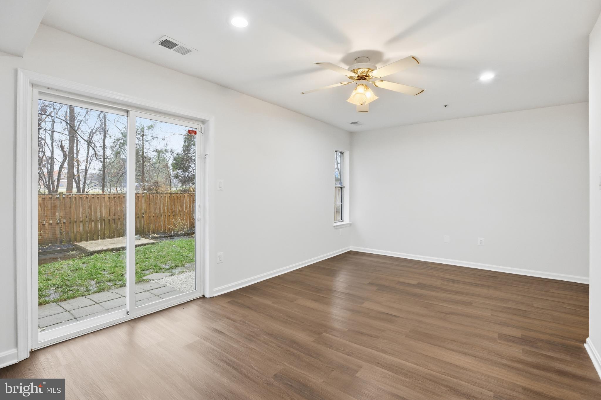 ESSINGTON PLAT 3 - Residential