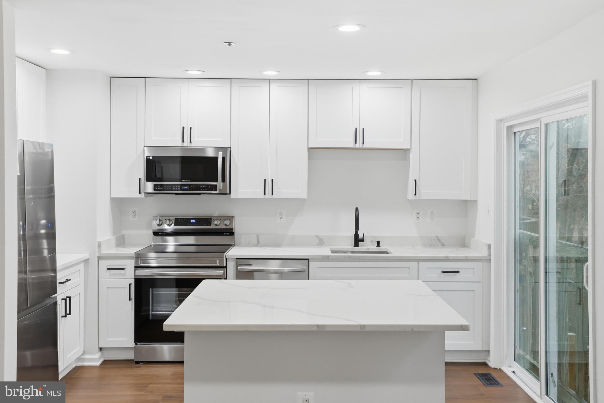 ESSINGTON PLAT 3 - Residential