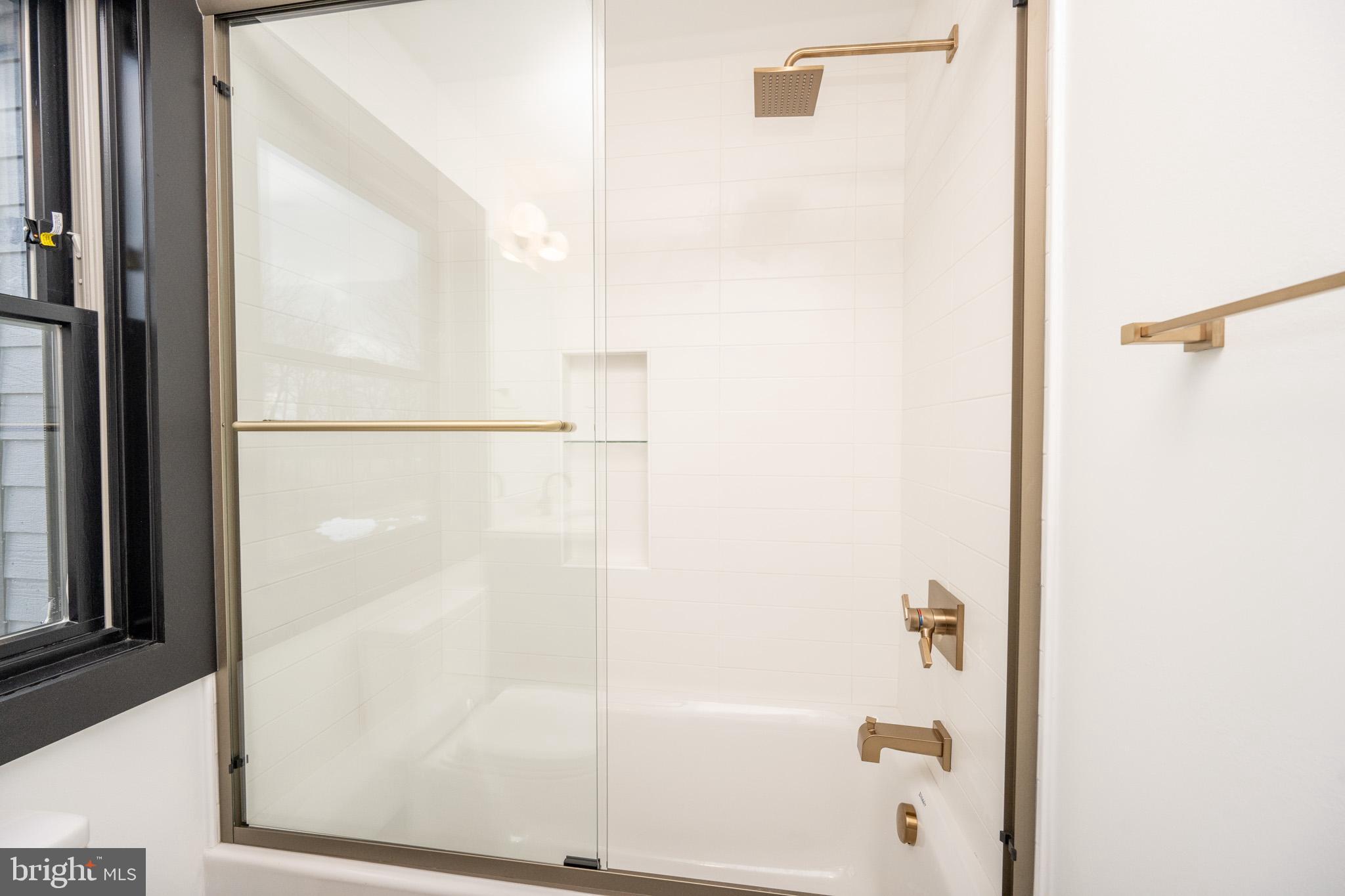 LODESTONE - Residential