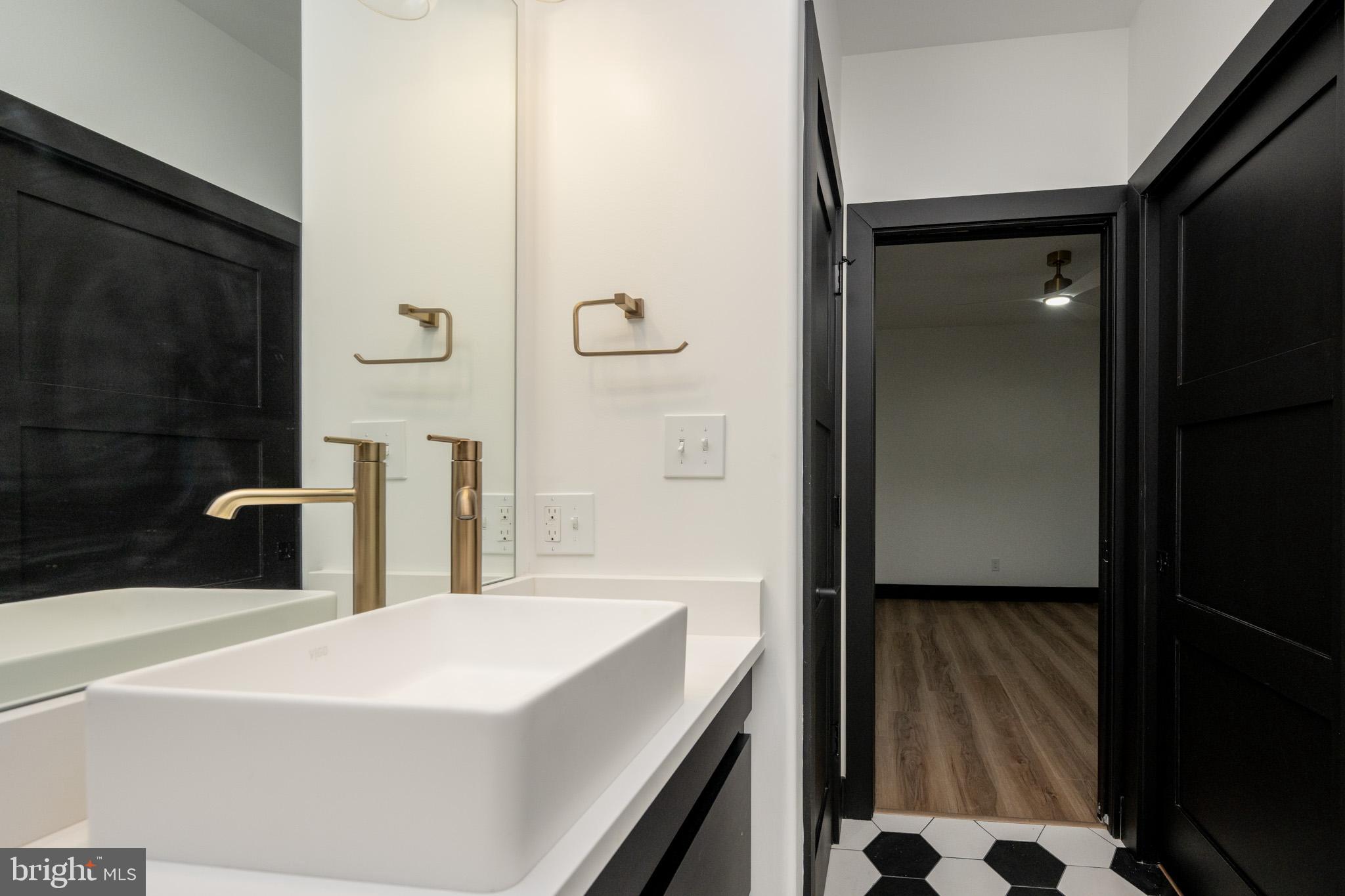 LODESTONE - Residential