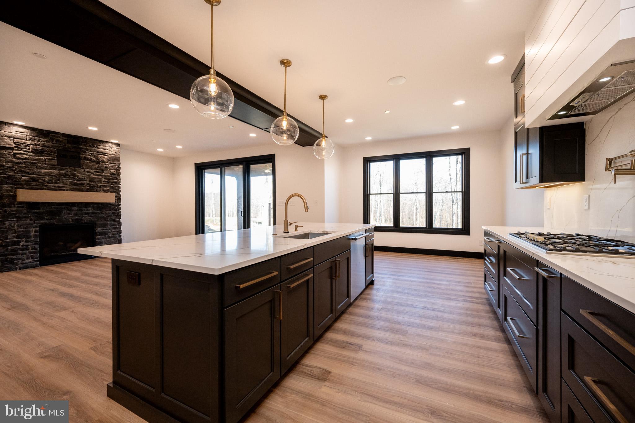 LODESTONE - Residential