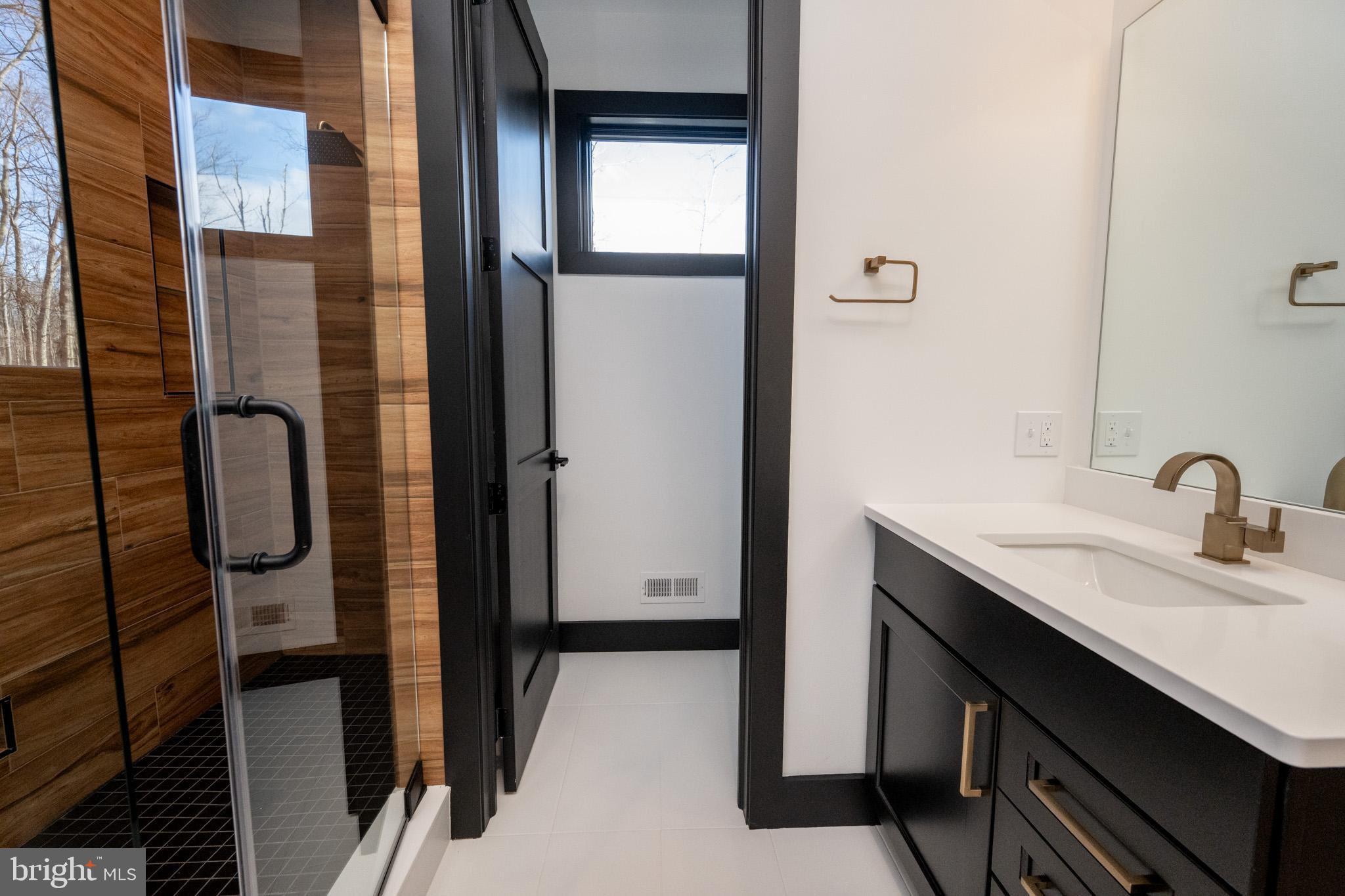 LODESTONE - Residential