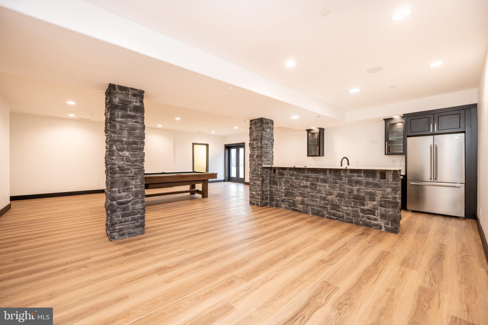 LODESTONE - Residential