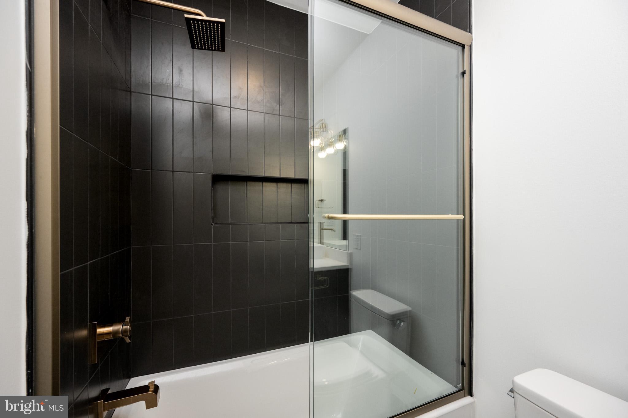 LODESTONE - Residential