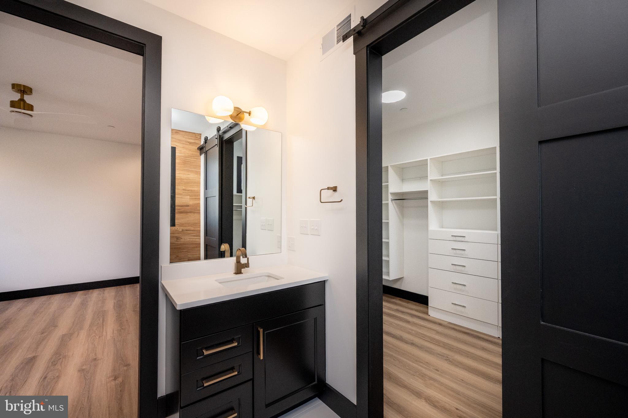 LODESTONE - Residential