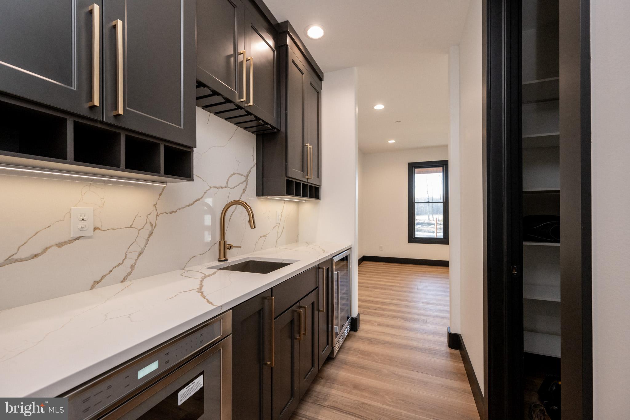 LODESTONE - Residential