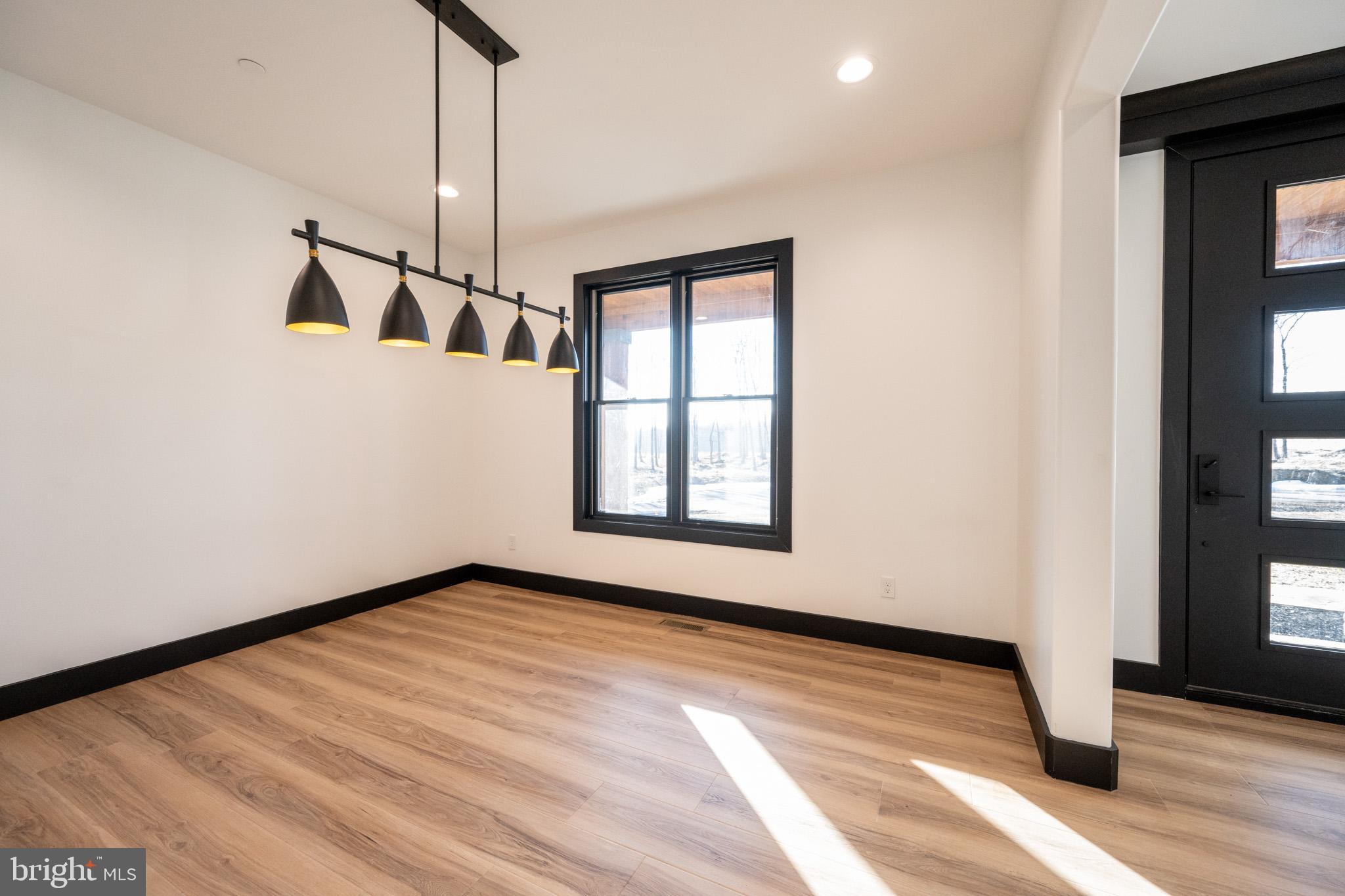 LODESTONE - Residential