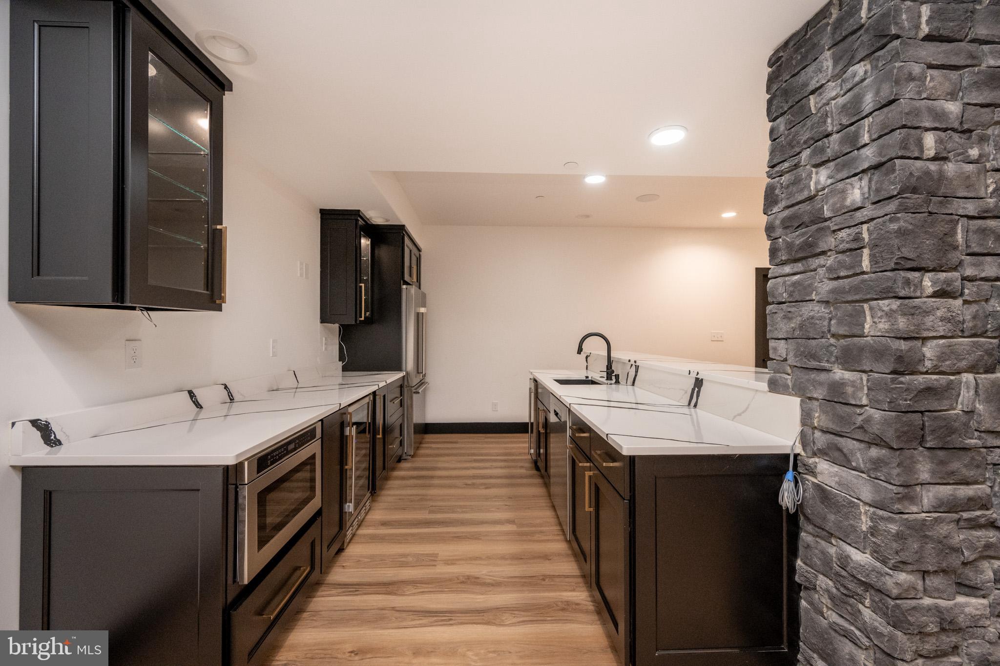 LODESTONE - Residential