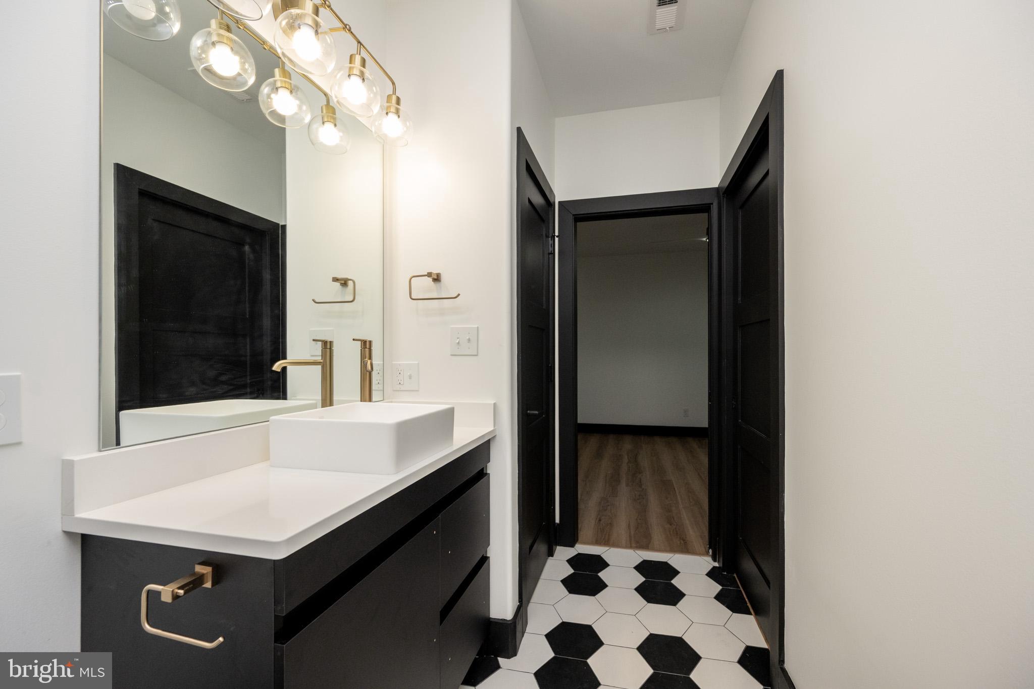 LODESTONE - Residential