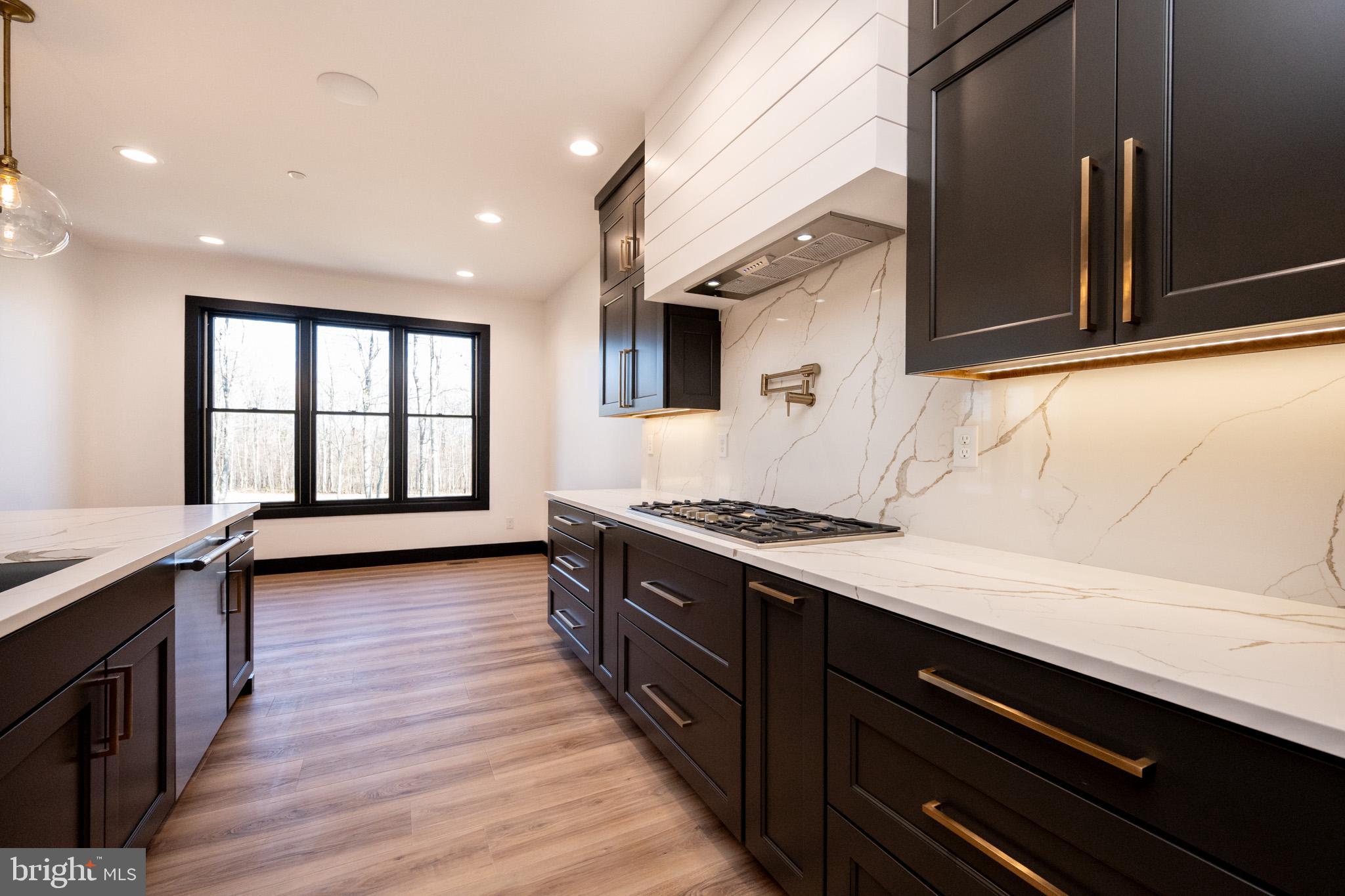 LODESTONE - Residential