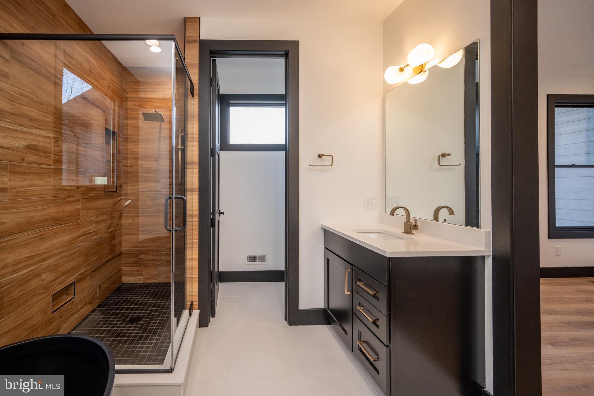 LODESTONE - Residential