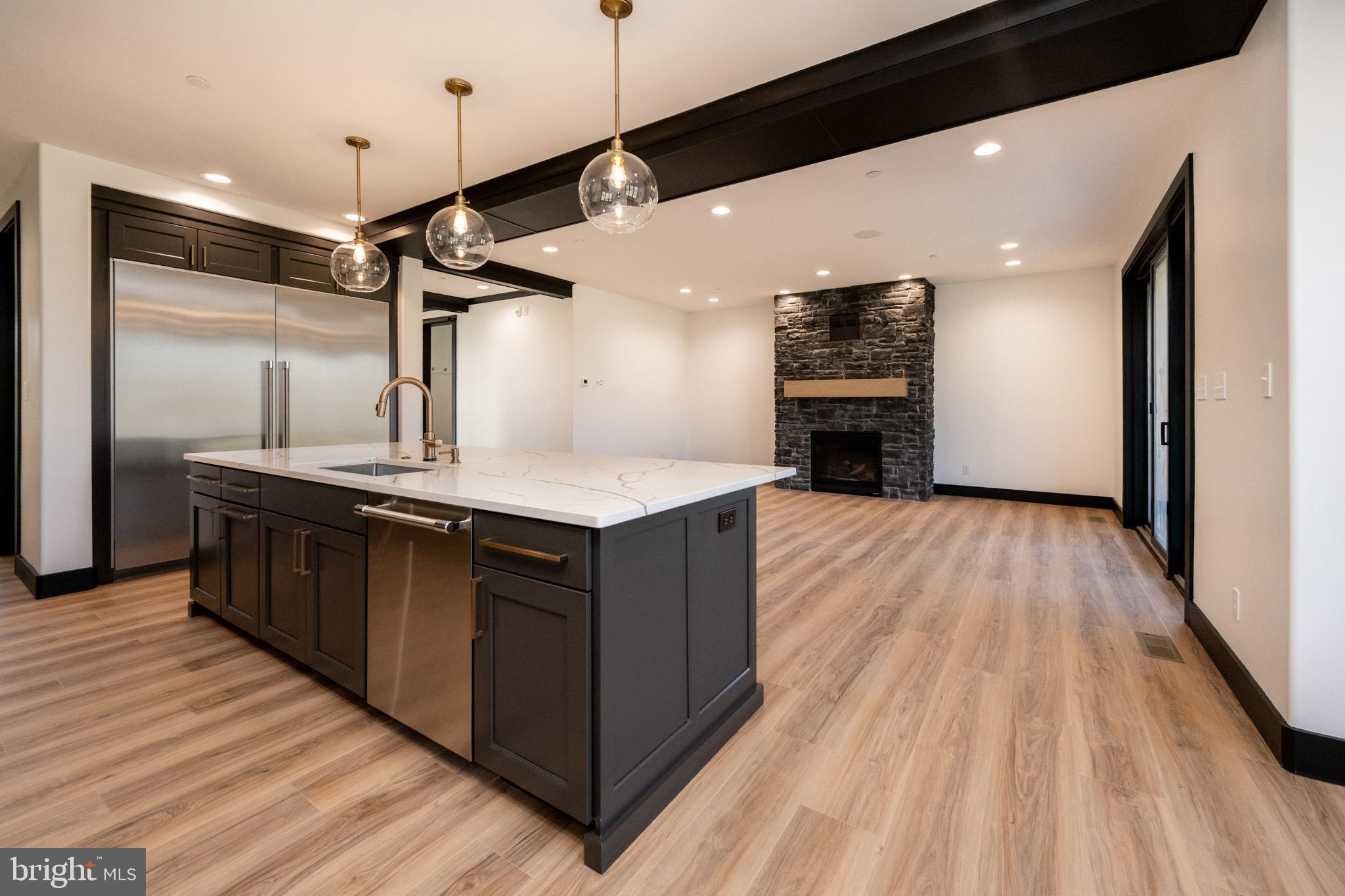 LODESTONE - Residential