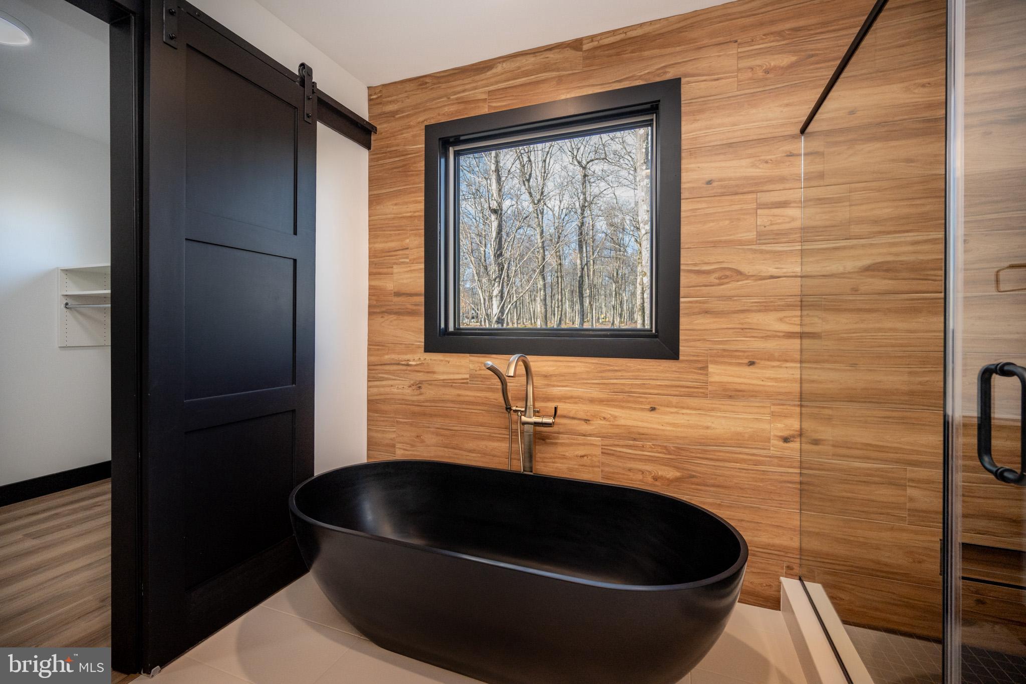 LODESTONE - Residential