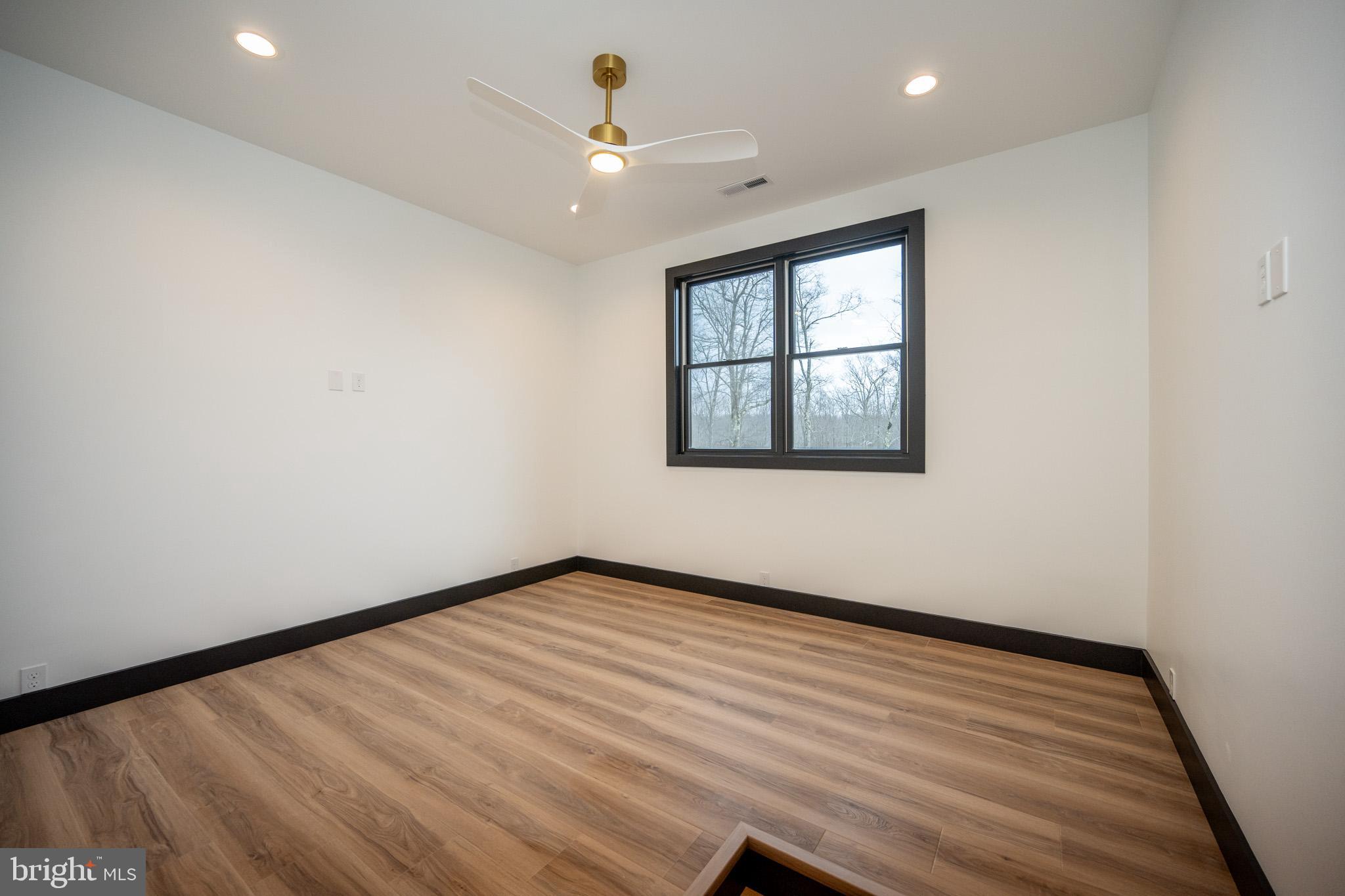 LODESTONE - Residential