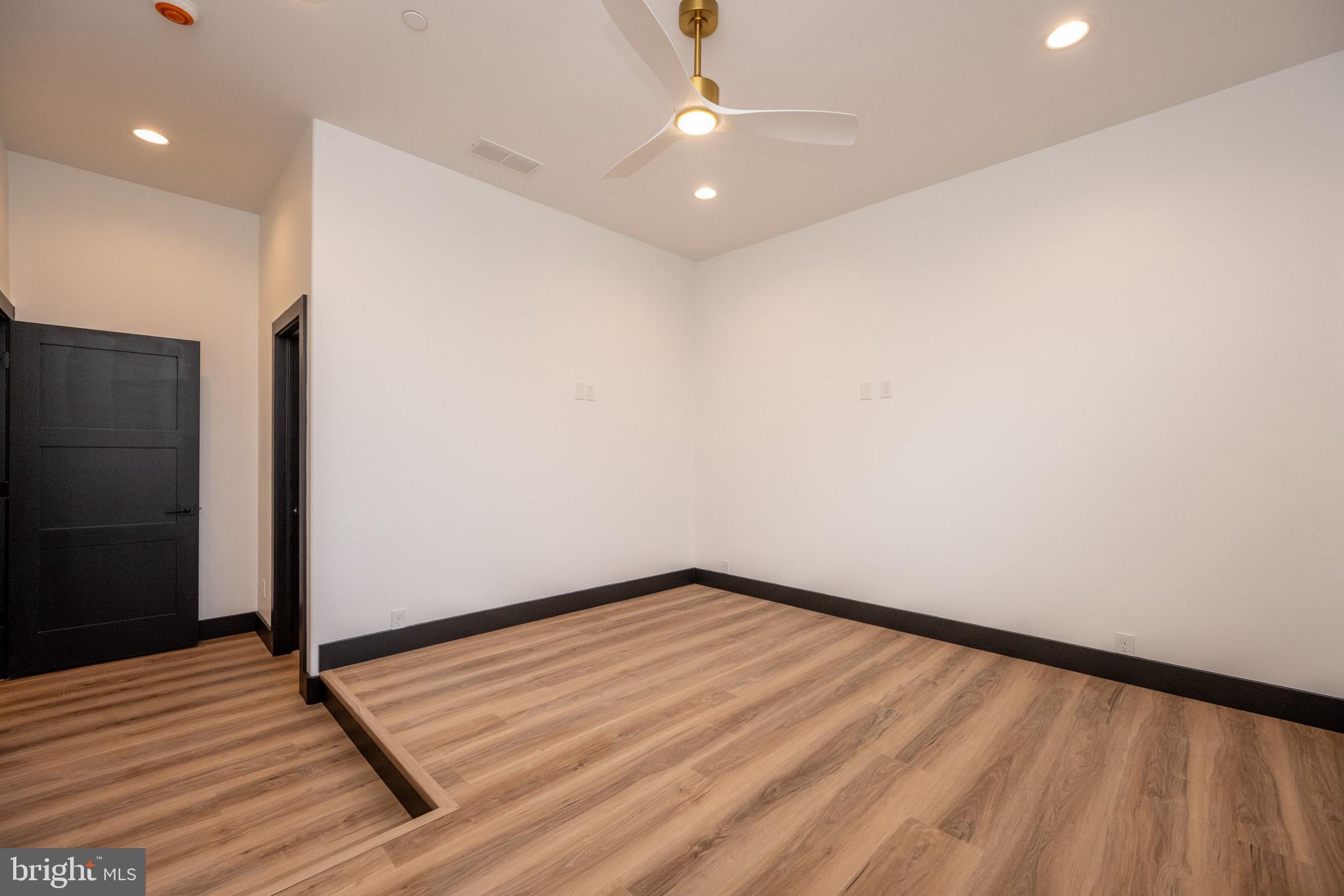 LODESTONE - Residential