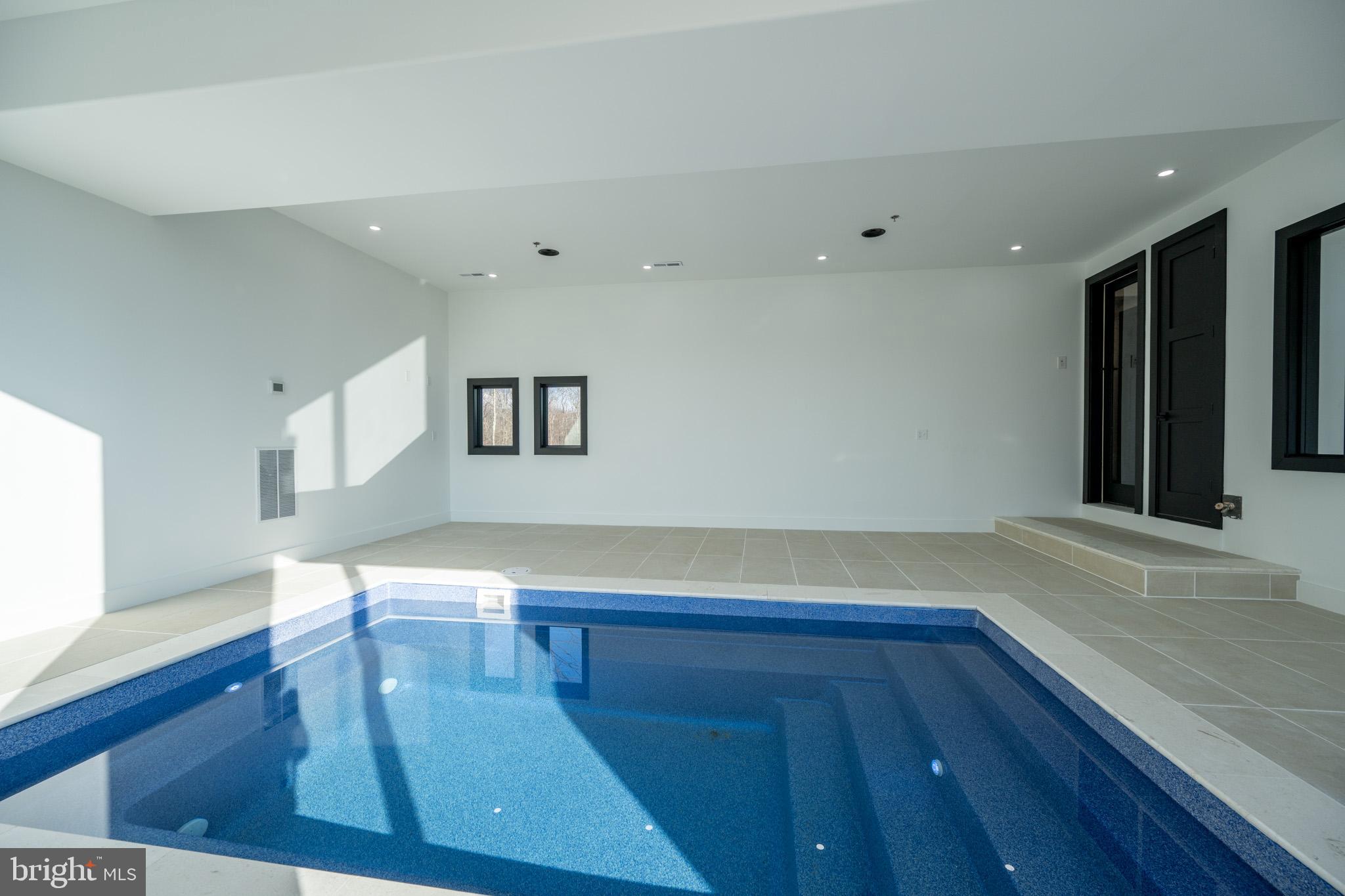 LODESTONE - Residential