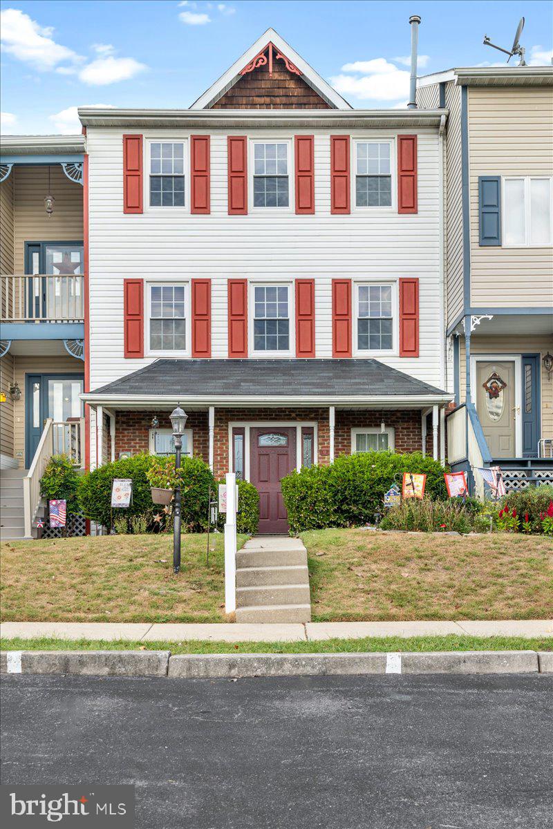 KENLY SQUARE - Residential