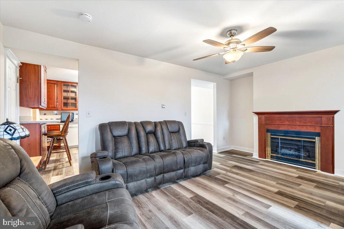 KENLY SQUARE - Residential