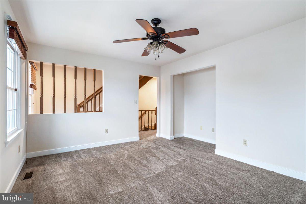 KENLY SQUARE - Residential