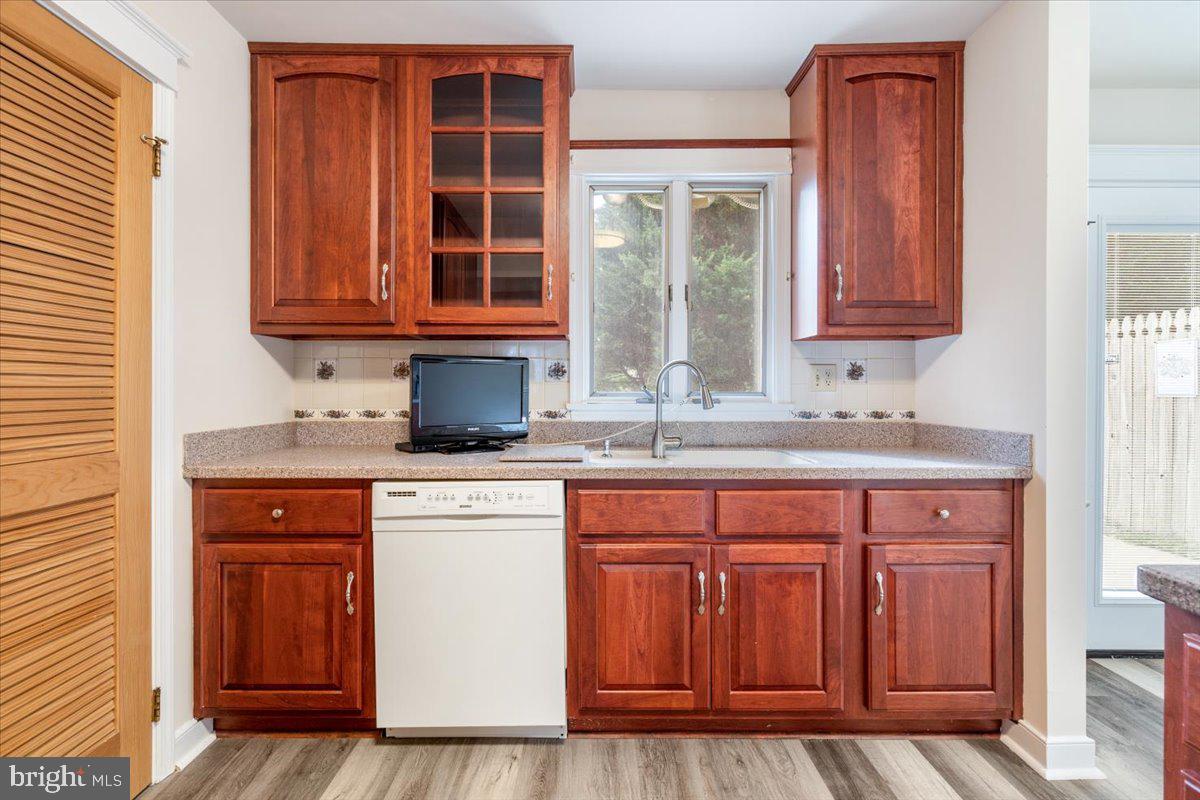 KENLY SQUARE - Residential