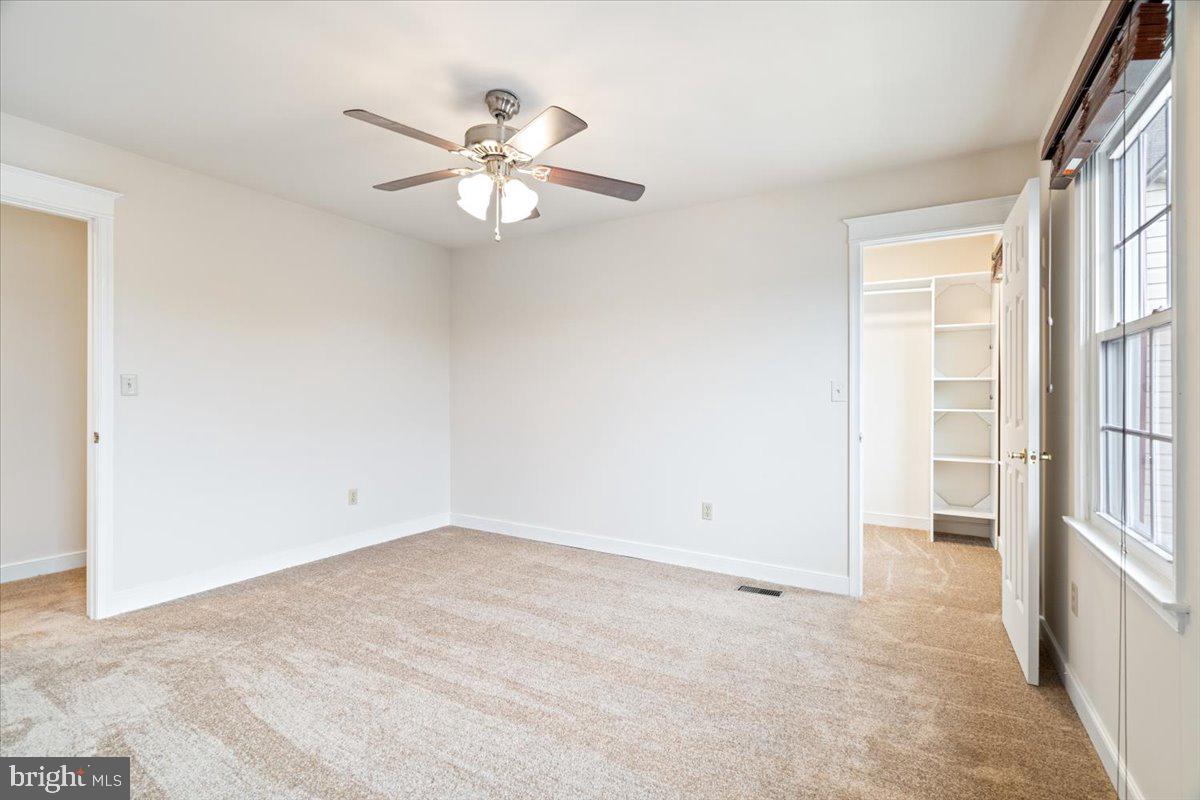 KENLY SQUARE - Residential