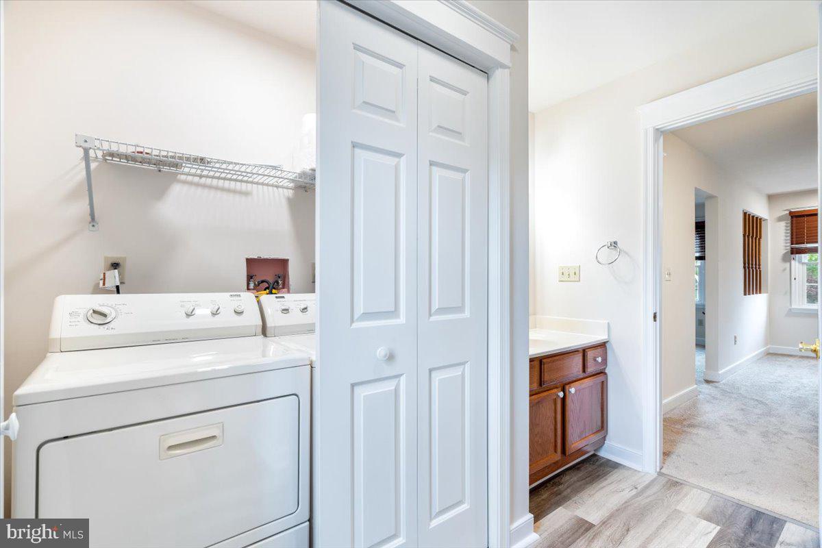 KENLY SQUARE - Residential