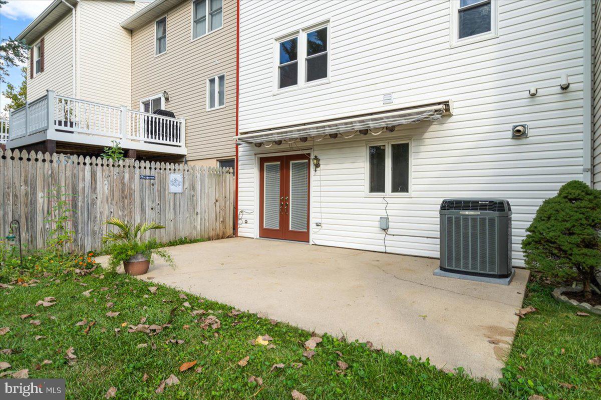 KENLY SQUARE - Residential