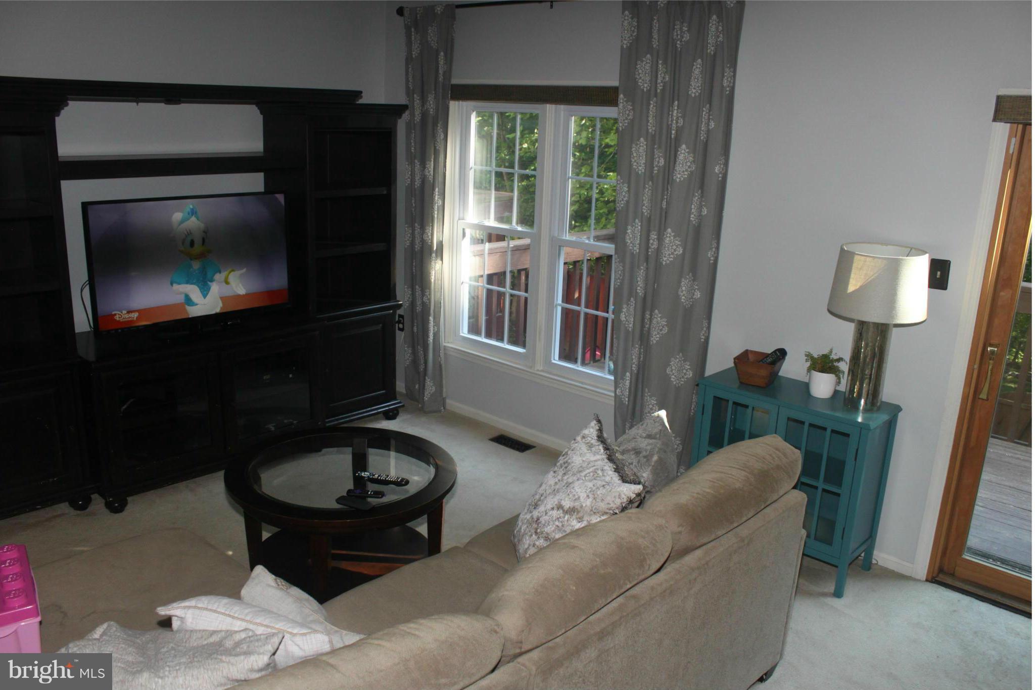 LAKE RIDGE - Residential Lease