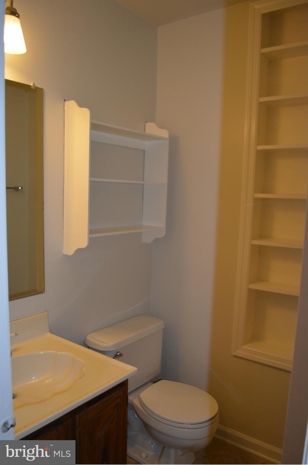 LAKE RIDGE - Residential Lease