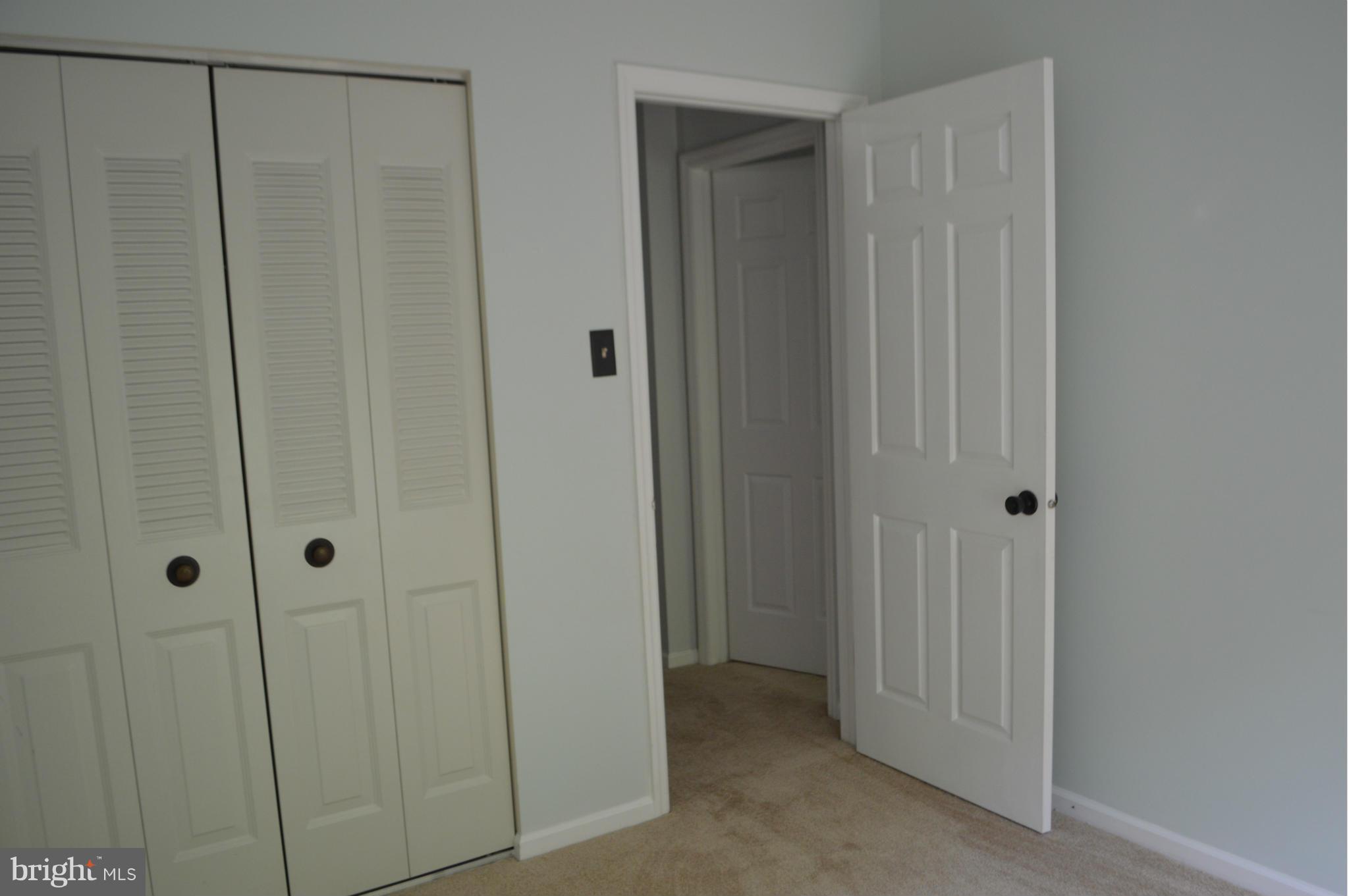 LAKE RIDGE - Residential Lease