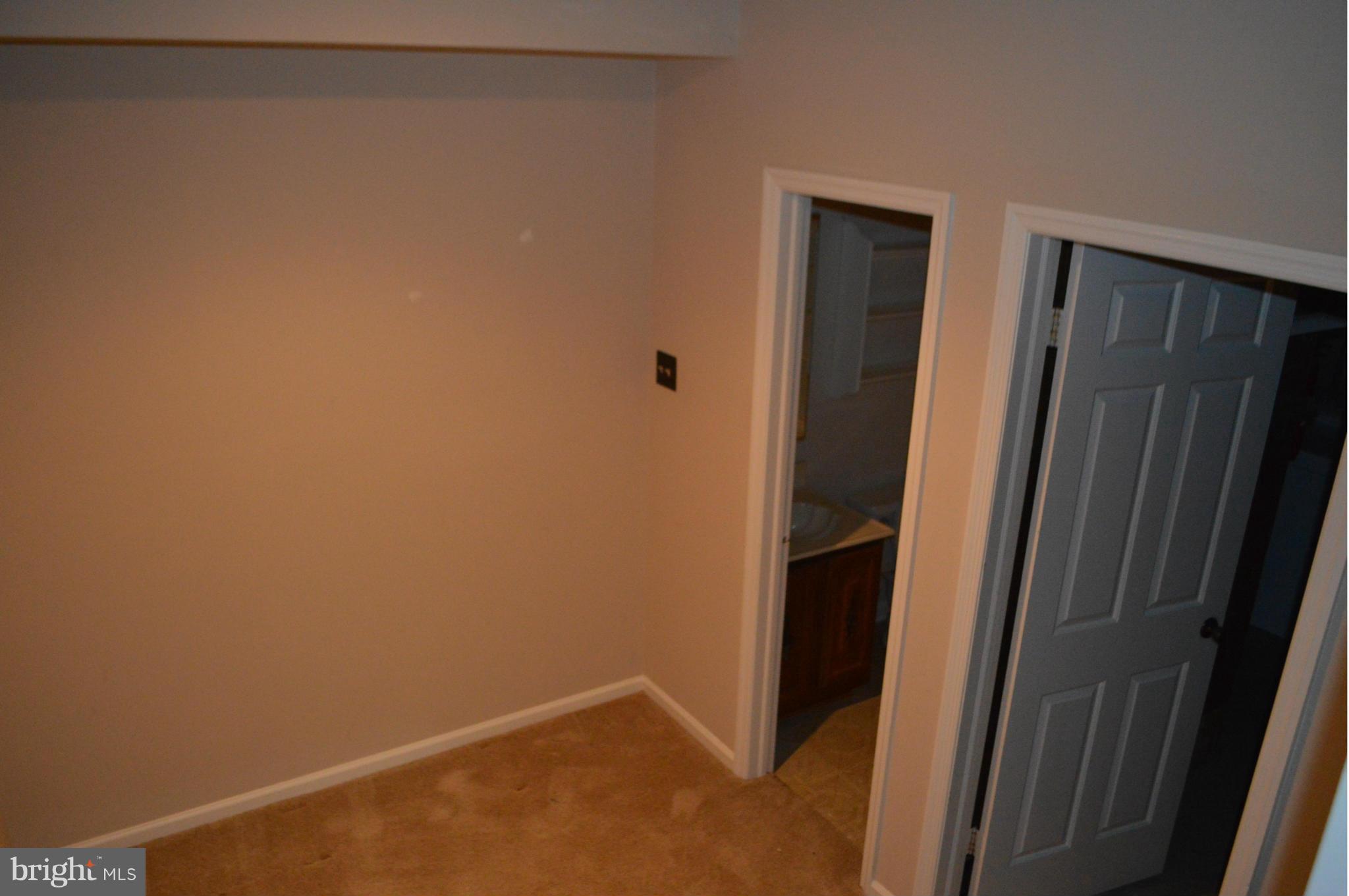 LAKE RIDGE - Residential Lease