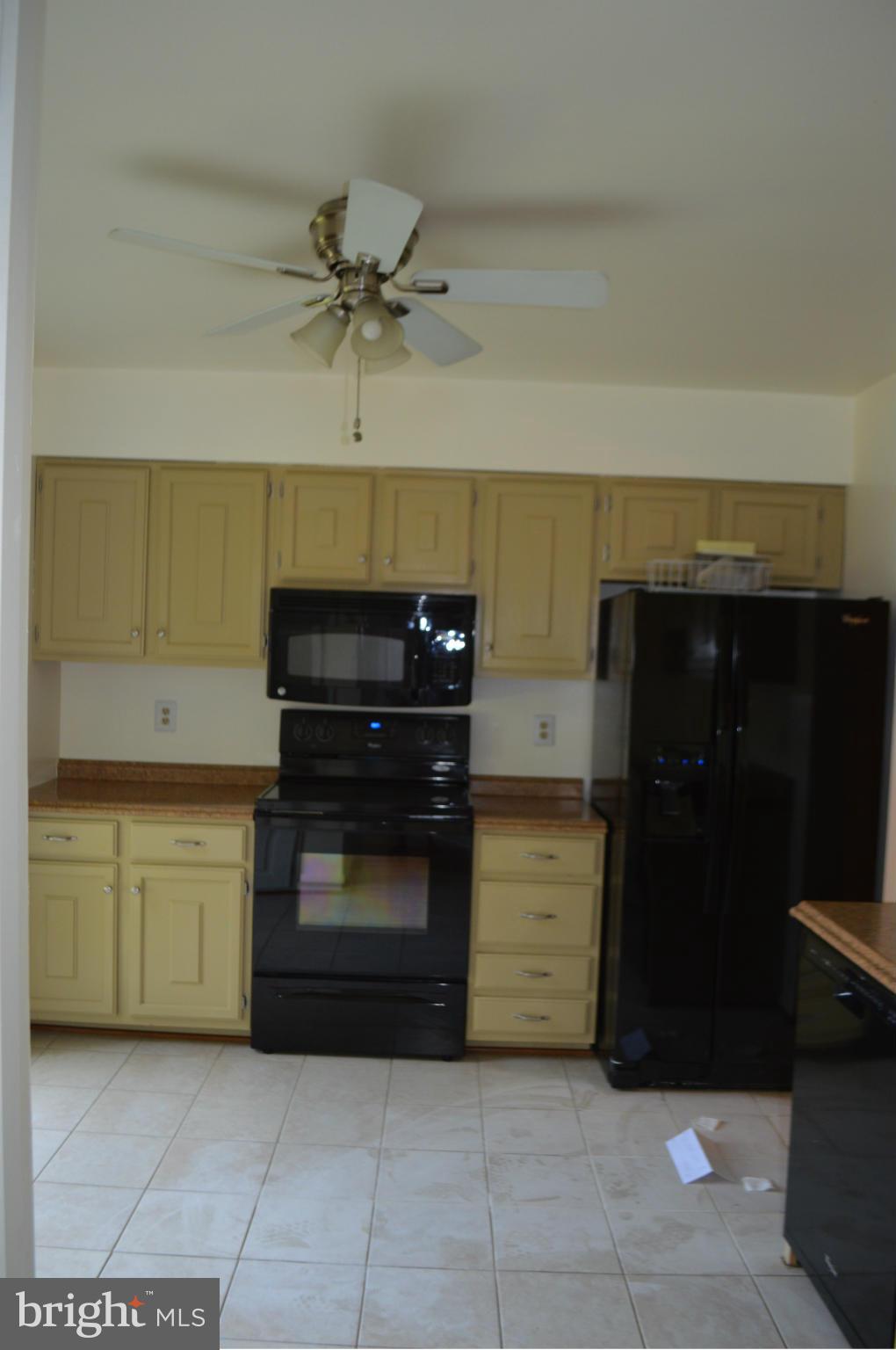 LAKE RIDGE - Residential Lease