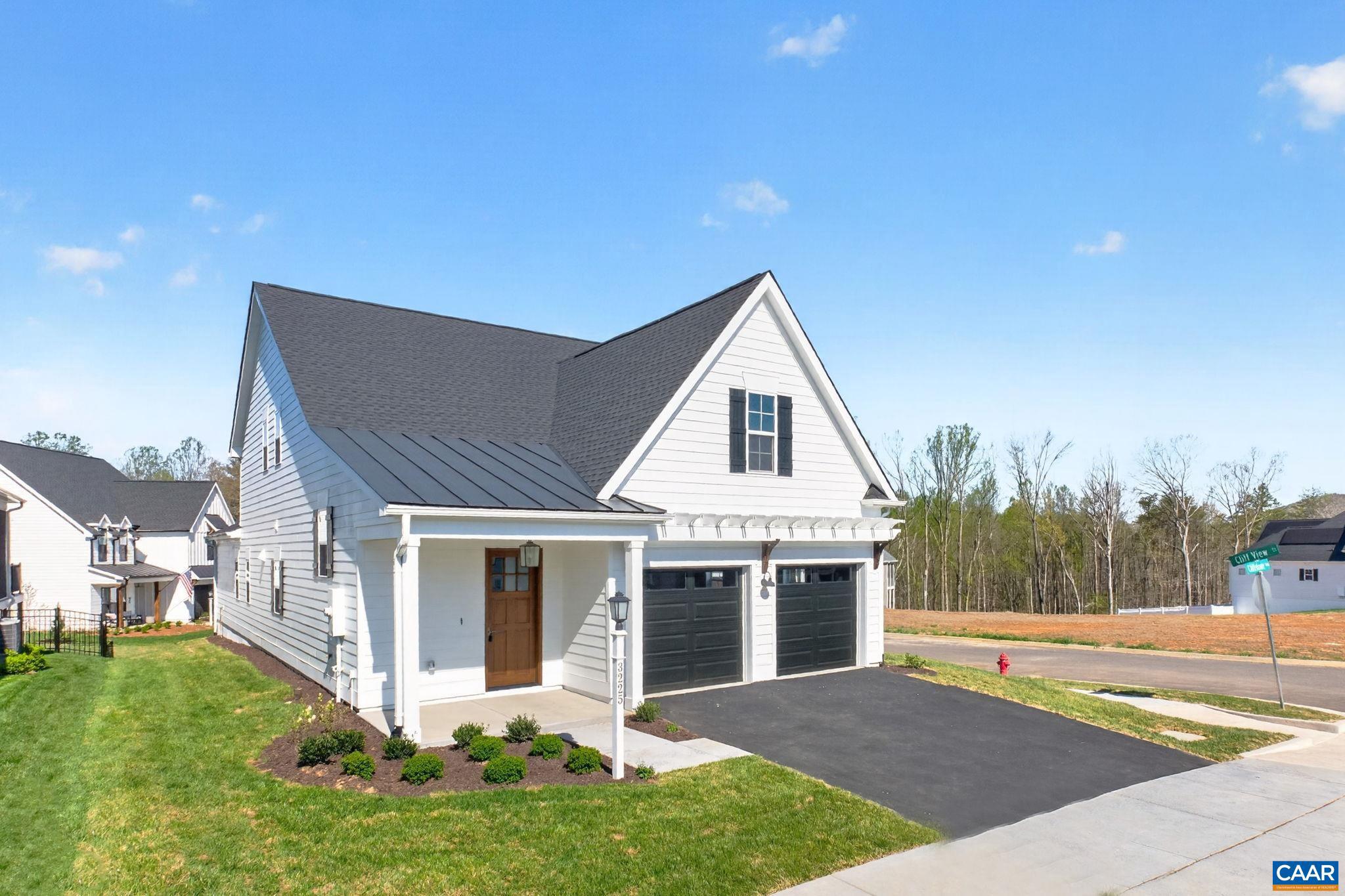 Photo 1 of 44 — 3225 CLIFFSTONE BLVD, CHARLOTTESVILLE, VA 22911