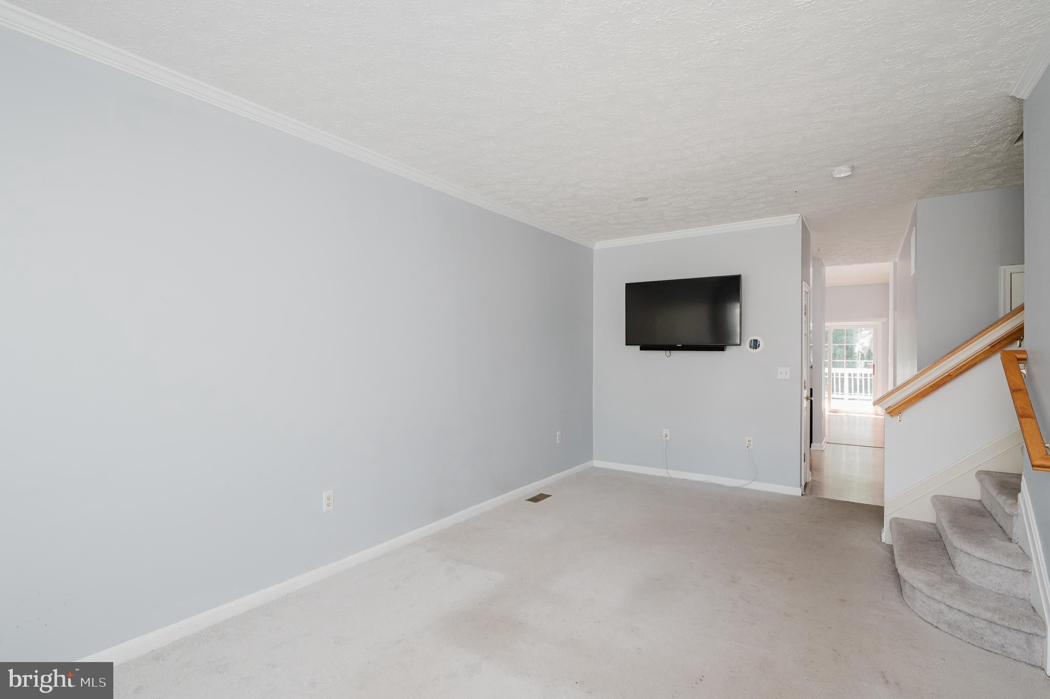 2120 MARDIC DRIVE