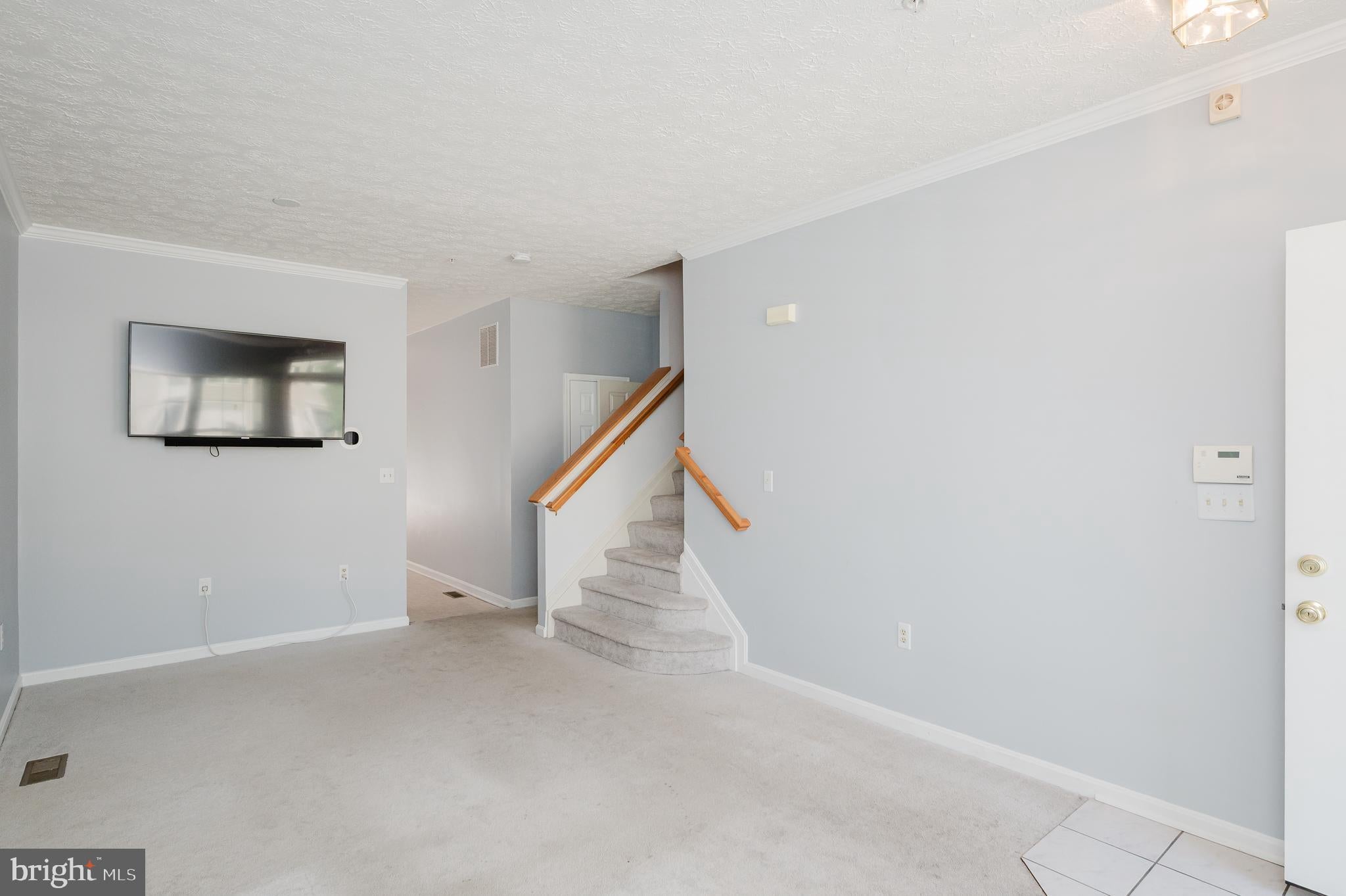 2120 MARDIC DRIVE