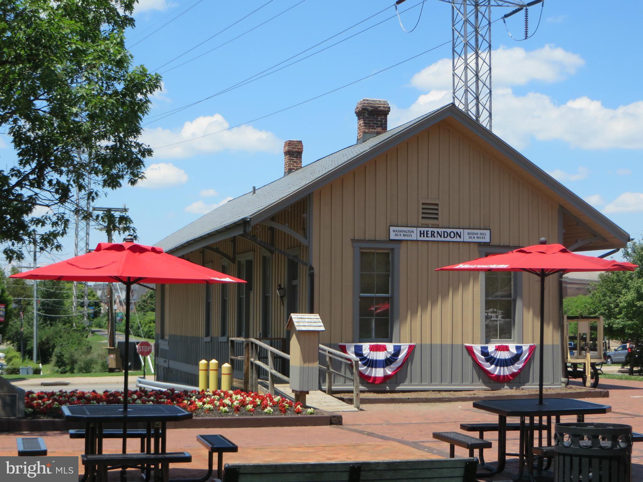 HASTINGS HUNT - Residential