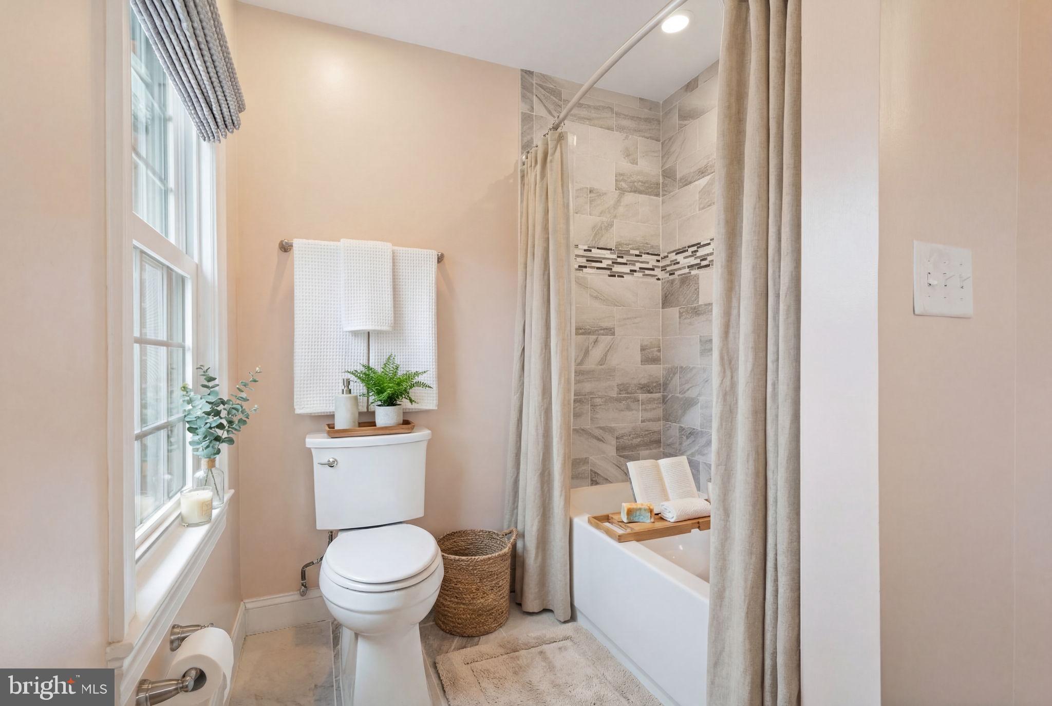 TOBACCO QUAY - Residential